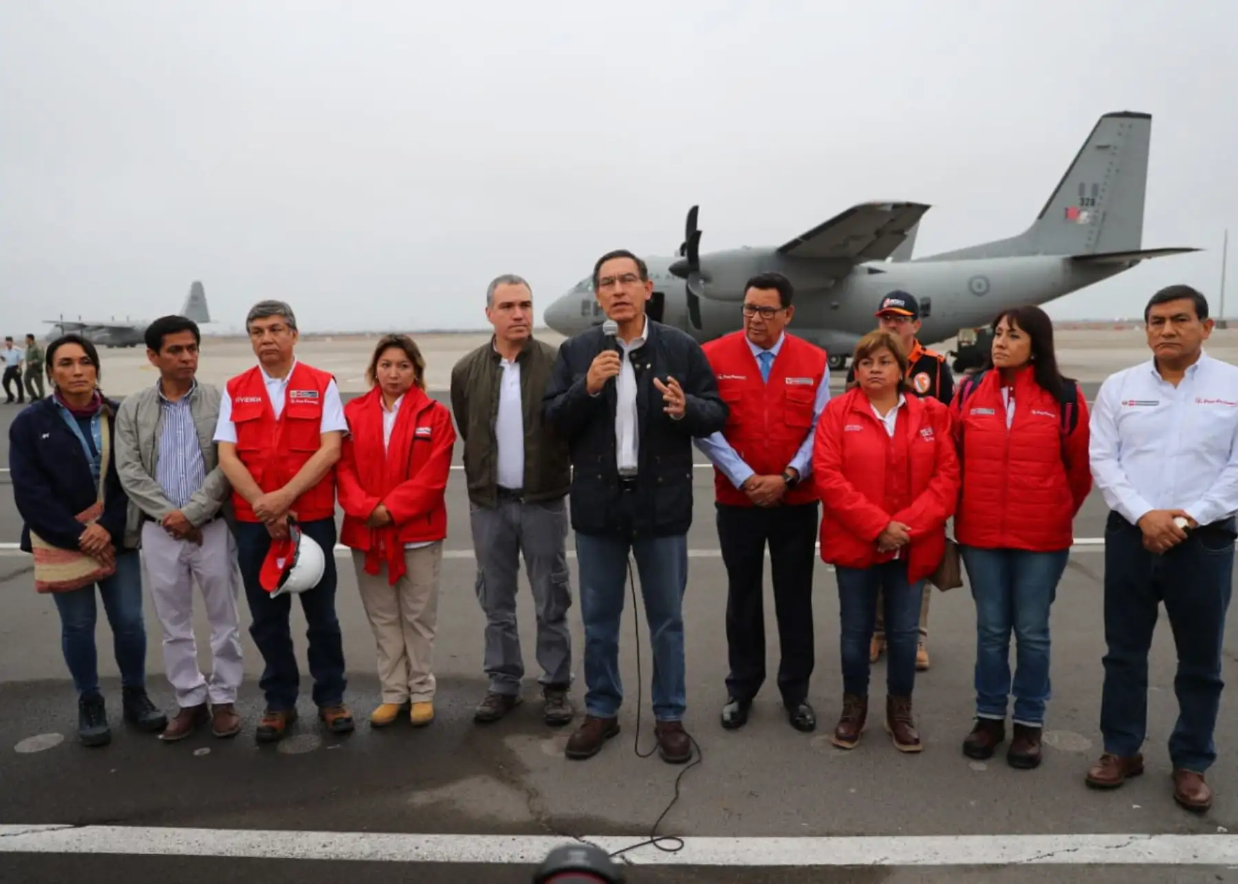 Presidente Martín Vizcarra viajó a zonas afectadas por sismo.