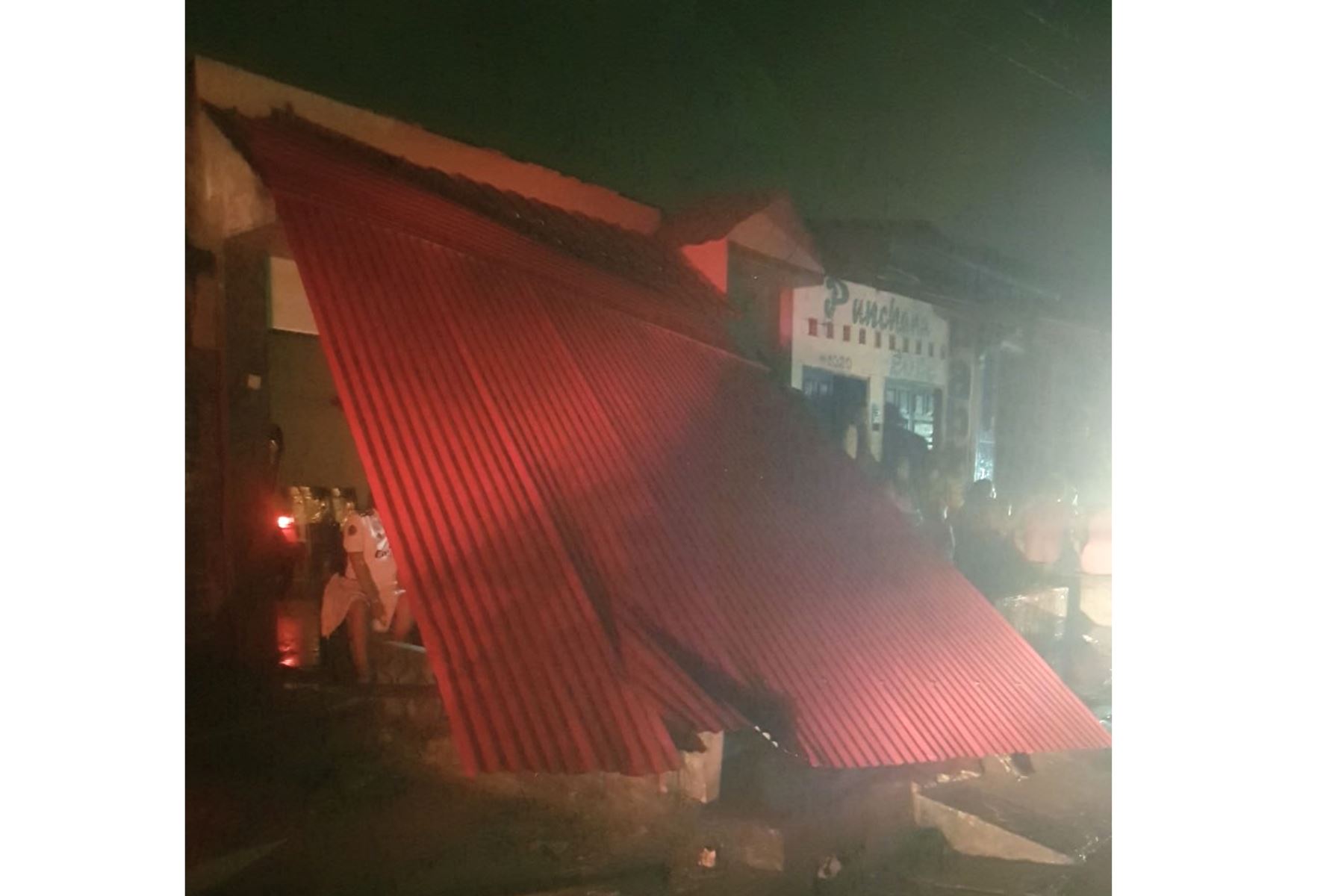 Un sismo de magnitud 7.5 sacudió esta madrugada la localidad de Lagunas, provincia de Alto Amazonas, región Loreto, y por su fuerte intensidad, se sintió también en varias ciudades del país, incluyendo Lima. Foto:@bomberosPE