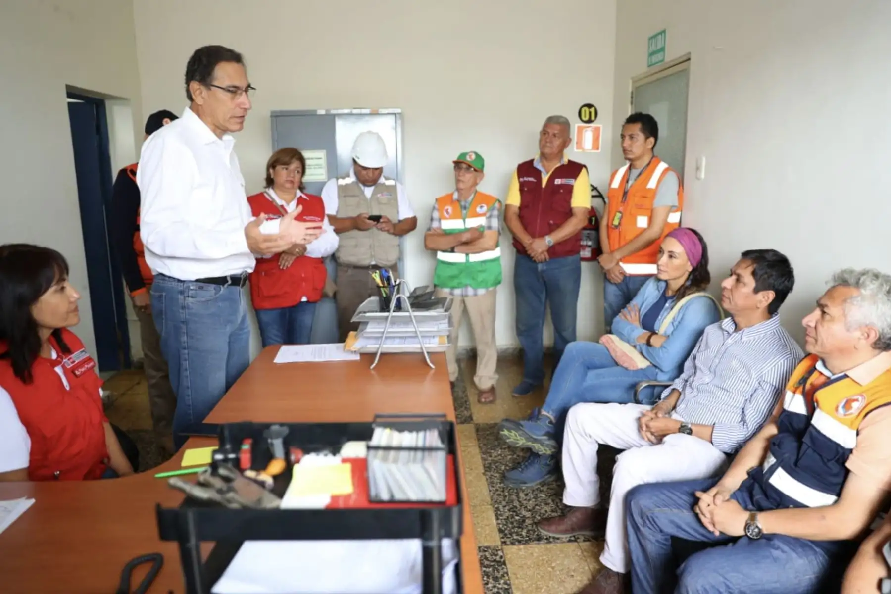El presidente Martín Vizcarra llegó a Yurimaguas, donde verifica directamente la situación para la adopción de medidas urgentes frente a la emergencia. Foto: ANDINA/ Prensa Presidencia