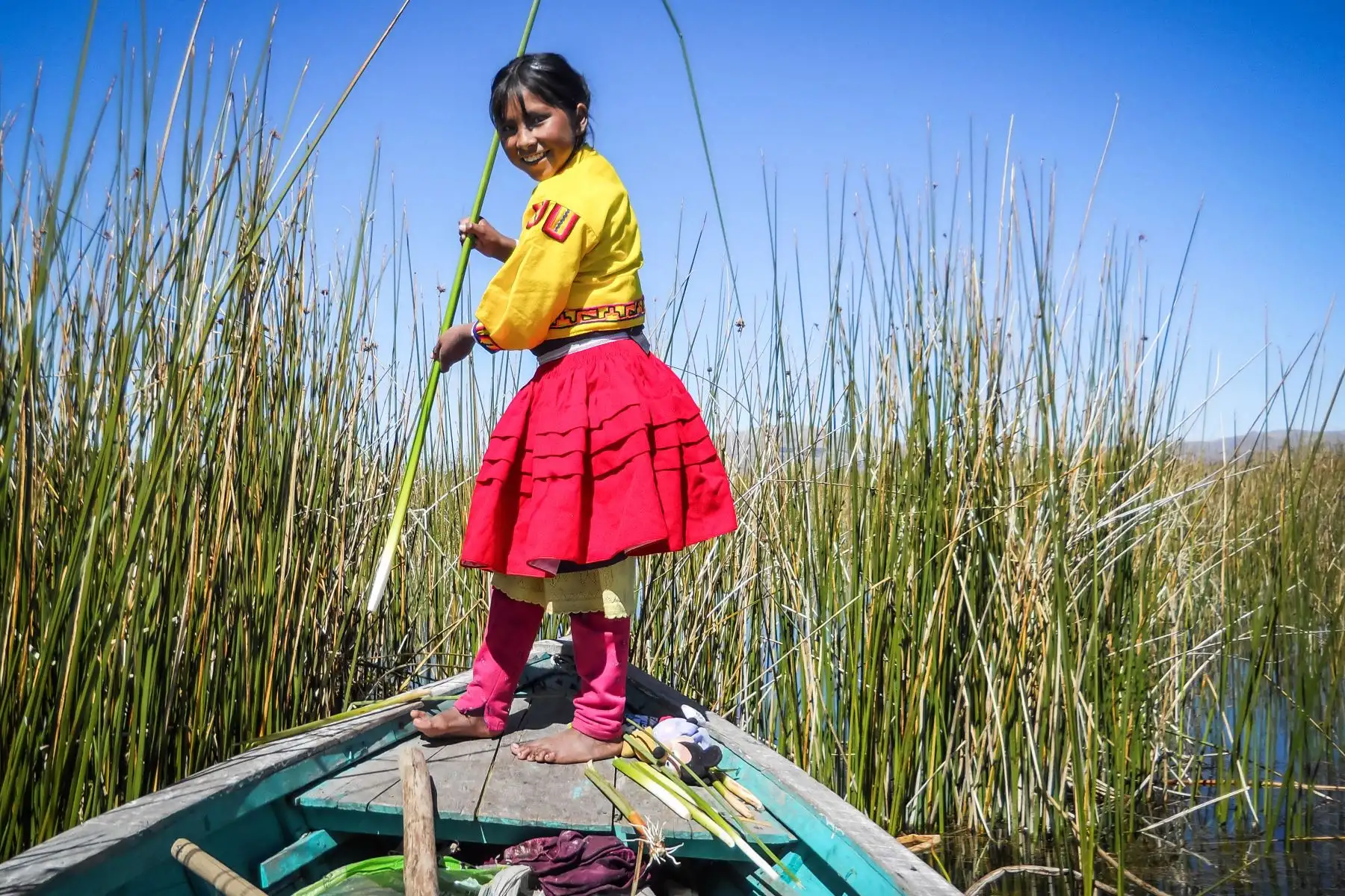 Niños, niñas y adolescentes del pueblo originario Uro fueron partícipes del  proyecto «Qhas Qot Zuñinaka» “las personas de agua y lago”, que tiene como objetivo revalorar sus costumbres a través de la fotografía.
Foto: ANDINA/Cortesía Colectivo HATUN ÑAKAJ
