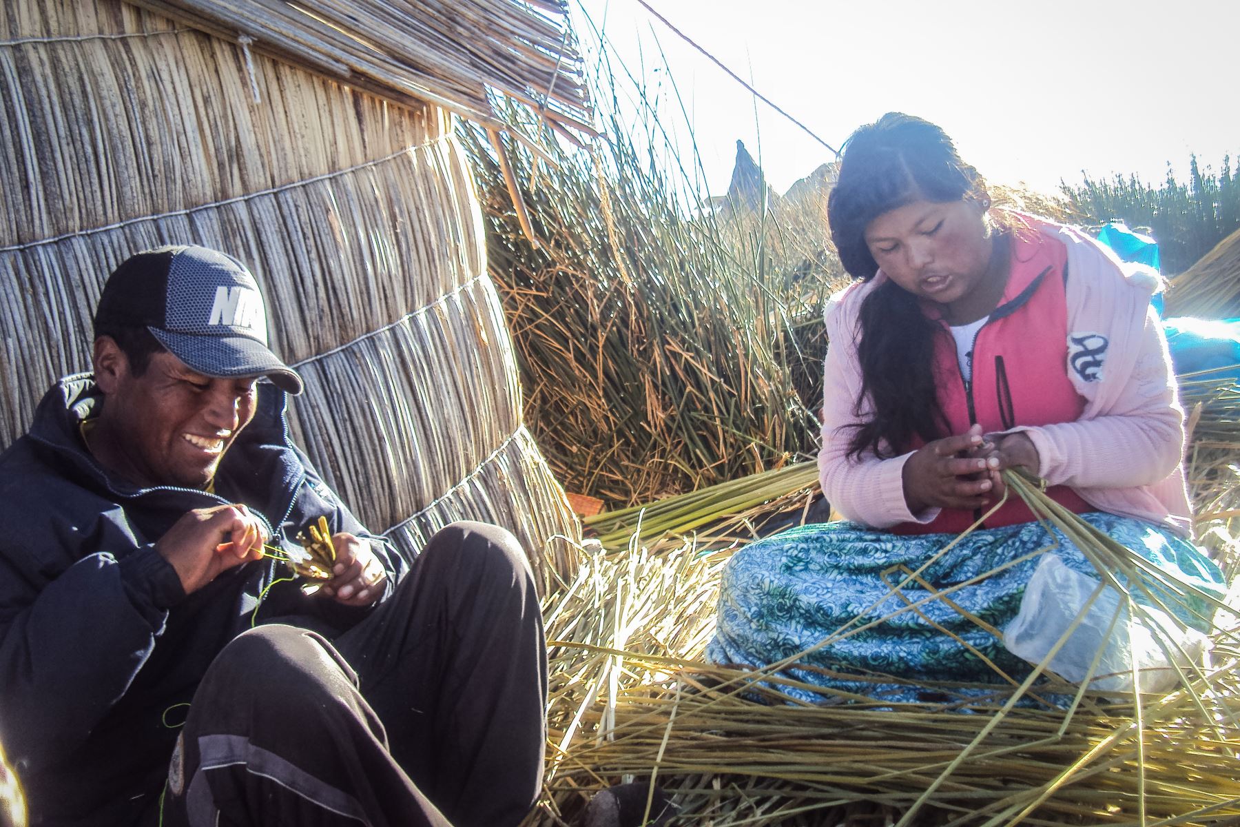 Niños, niñas y adolescentes del pueblo originario Uro fueron partícipes del  proyecto «Qhas Qot Zuñinaka» “las personas de agua y lago”, que tiene como objetivo revalorar sus costumbres a través de la fotografía.
Foto: ANDINA/Cortesía Colectivo HATUN ÑAKAJ