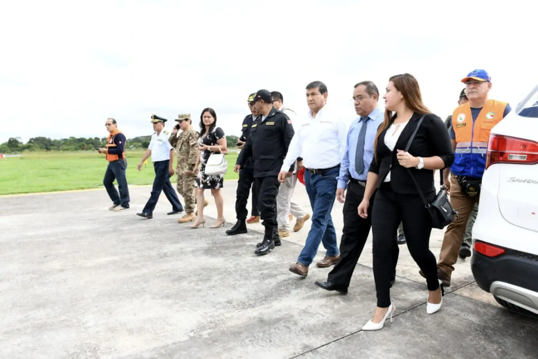En cumplimiento de las instrucciones del presidente de la República, Martín Vizcarra, el ministro del Interior, Carlos Morán, llegó a Pucallpa, en la región Ucayali, para supervisar in situ los efectos del fuerte sismo registrado esta madrugada en la región Loreto.ANDINA/Difusión