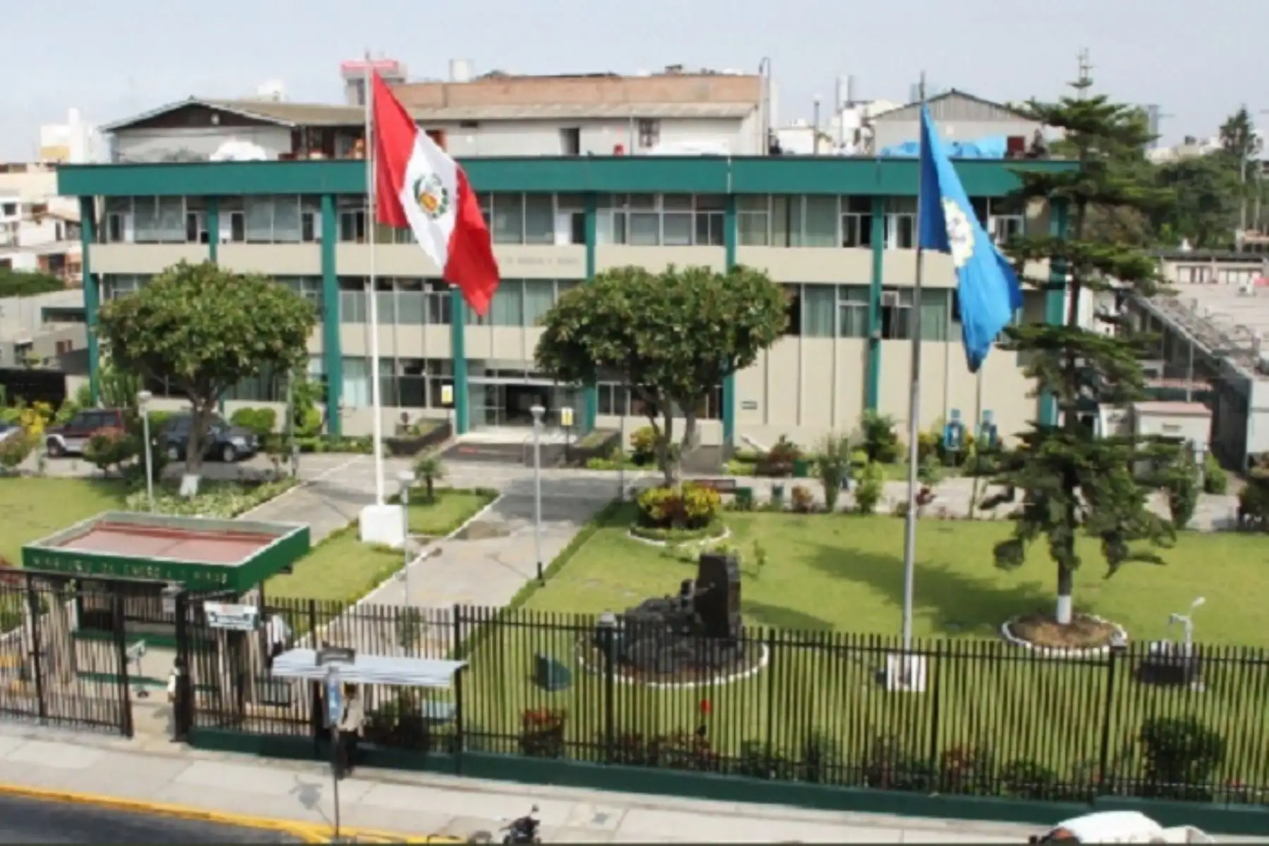 Especialistas del Ministerio de Energía y Minas monitorean y apoyan en las zonas afectadas por el sismo de magnitud 7.5 que se registró en Loreto, debido a los posibles daños en las instalaciones eléctricas y de gas.