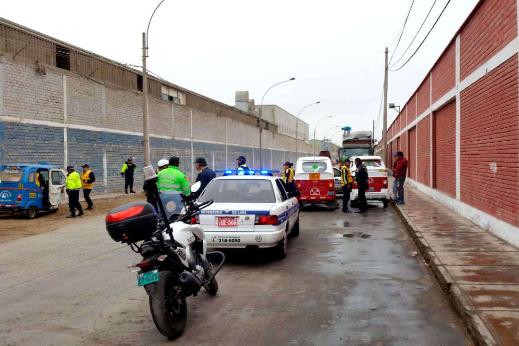 Mototaxis informales ponen en riesgo seguridad de pasajeros. Foto: MML
