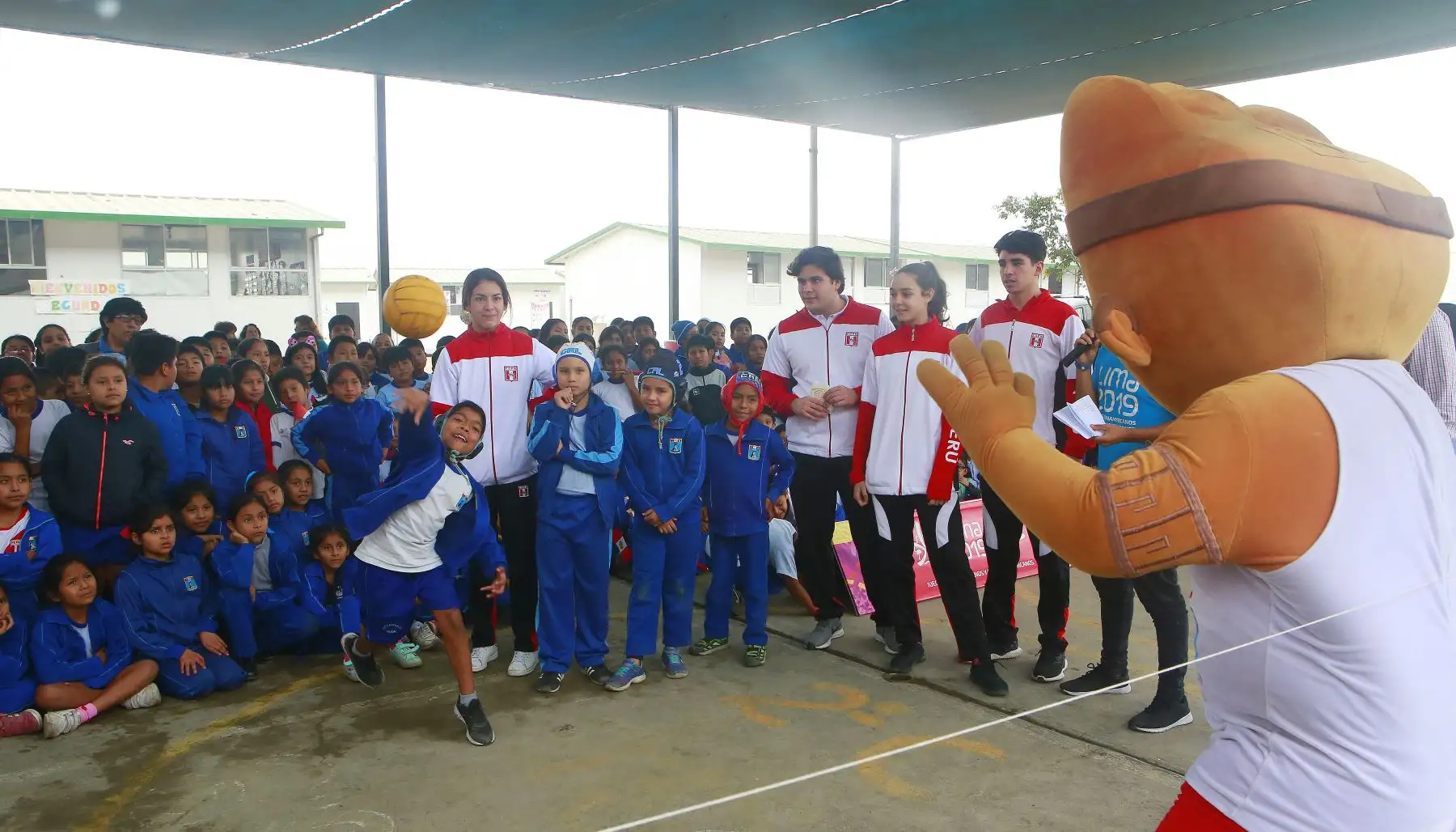 Campaña Soy Lima 2019 llega al colegio Santa Rosa Alta en Villa María del Triunfo
Foto: ANDINA/Héctor Vinces