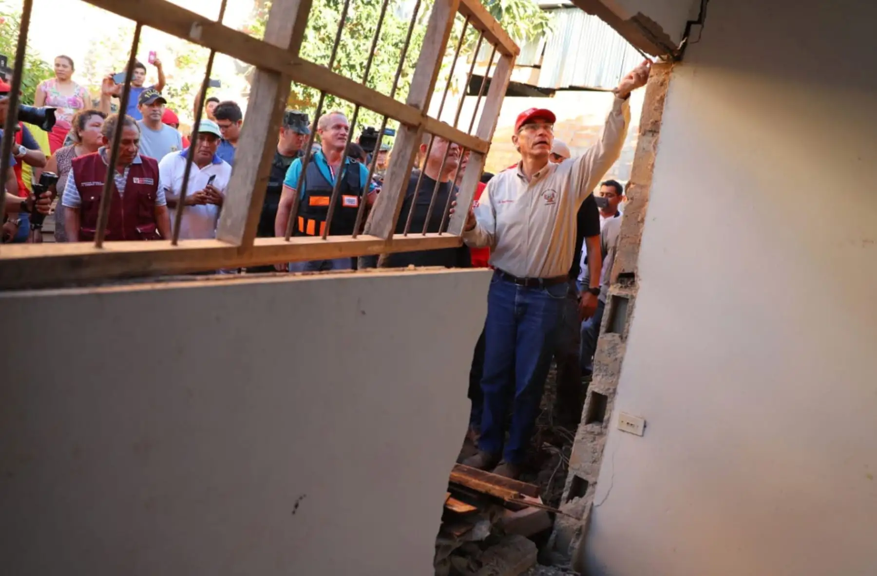 El Presidente Martín Vizcarra visitó el distrito de Sauce, en San Martin, para supervisar los trabajos de rehabilitación tras el sismo. Foto: ANDINA/ Prensa Presidencia