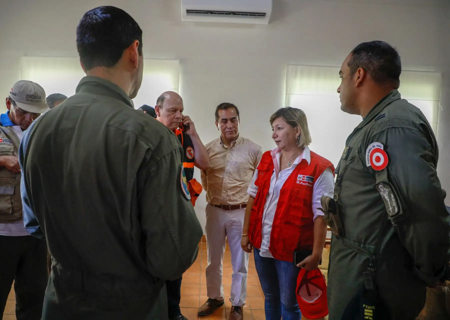 Ministra de la Producción Rocío Barrios trasladó más de dos Toneladas de alimentos a la zona afectada por el sismo en playa hermosa en Loreto. Foto: ANDINA/ PRODUCE