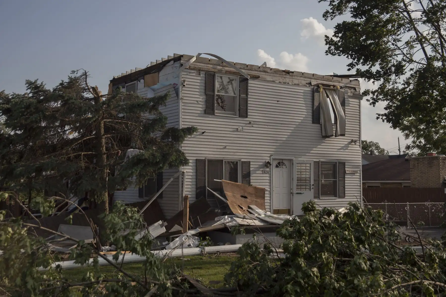 Muchas personas resultaron lastimadas debido a la devastación provocada por los tornados. Foto: AFP