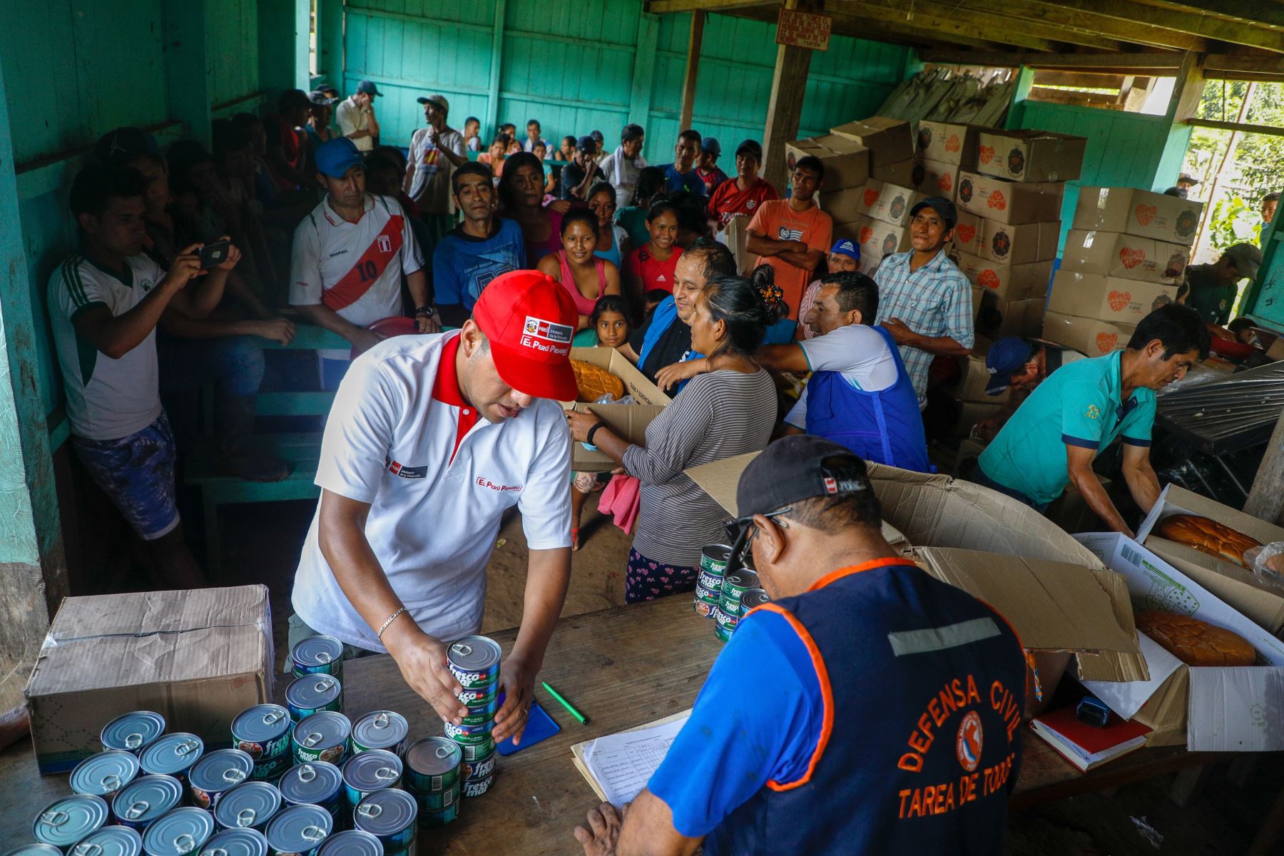 Gobierno entrega más ayuda humanitaria a damnificados por el sismo de magnitud 8.0 en Loreto. ANDINA/Difusión