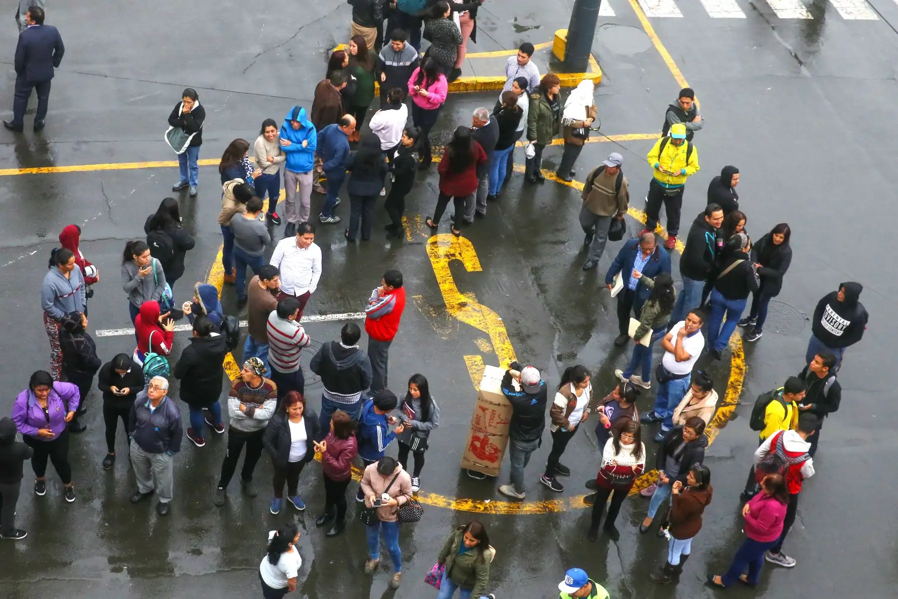 Simulacro de sismo en el centro de Lima. Foto: ANDINA/Vidal Tarqui Simulacro de sismo en el centro de Lima. Foto: ANDINA/Vidal Tarqui
