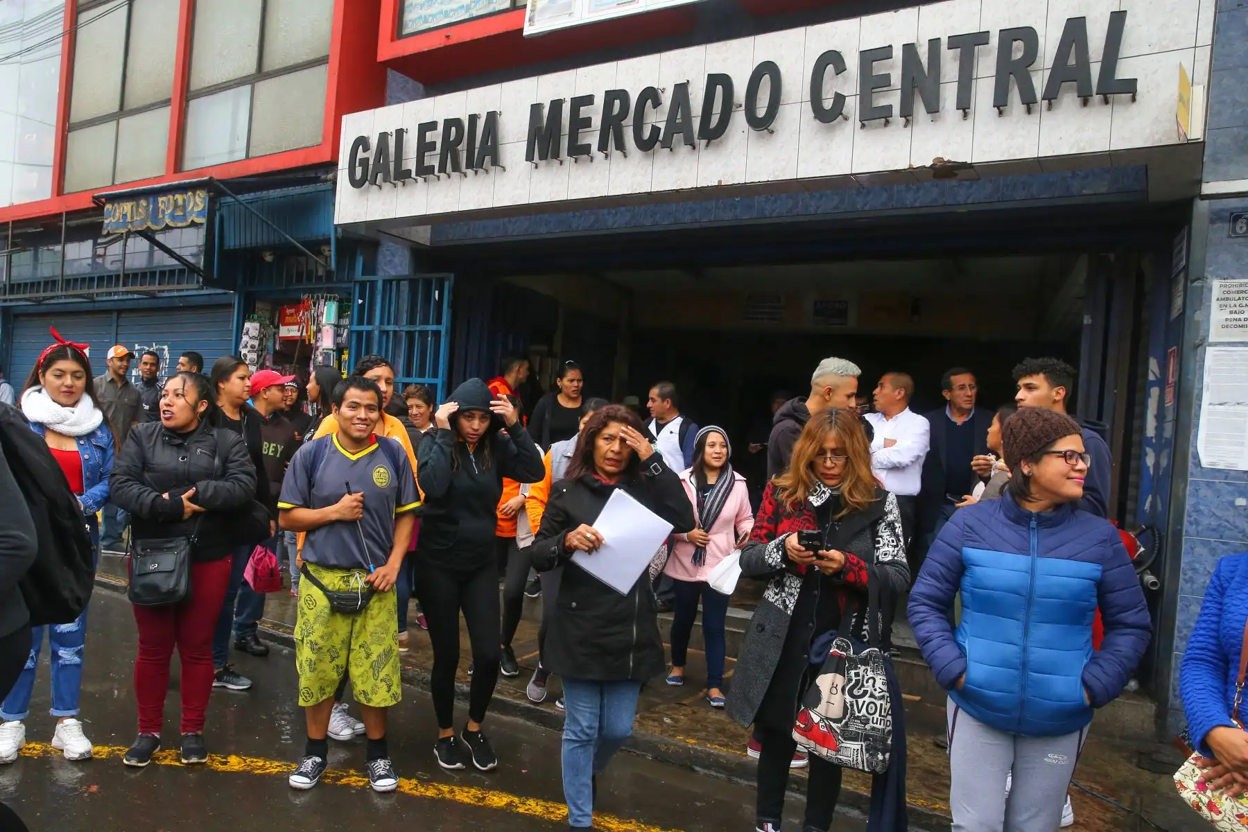 Simulacro de sismo en el centro de Lima. Foto: ANDINA/Vidal Tarqui Simulacro de sismo en el centro de Lima. Foto: ANDINA/Vidal Tarqui