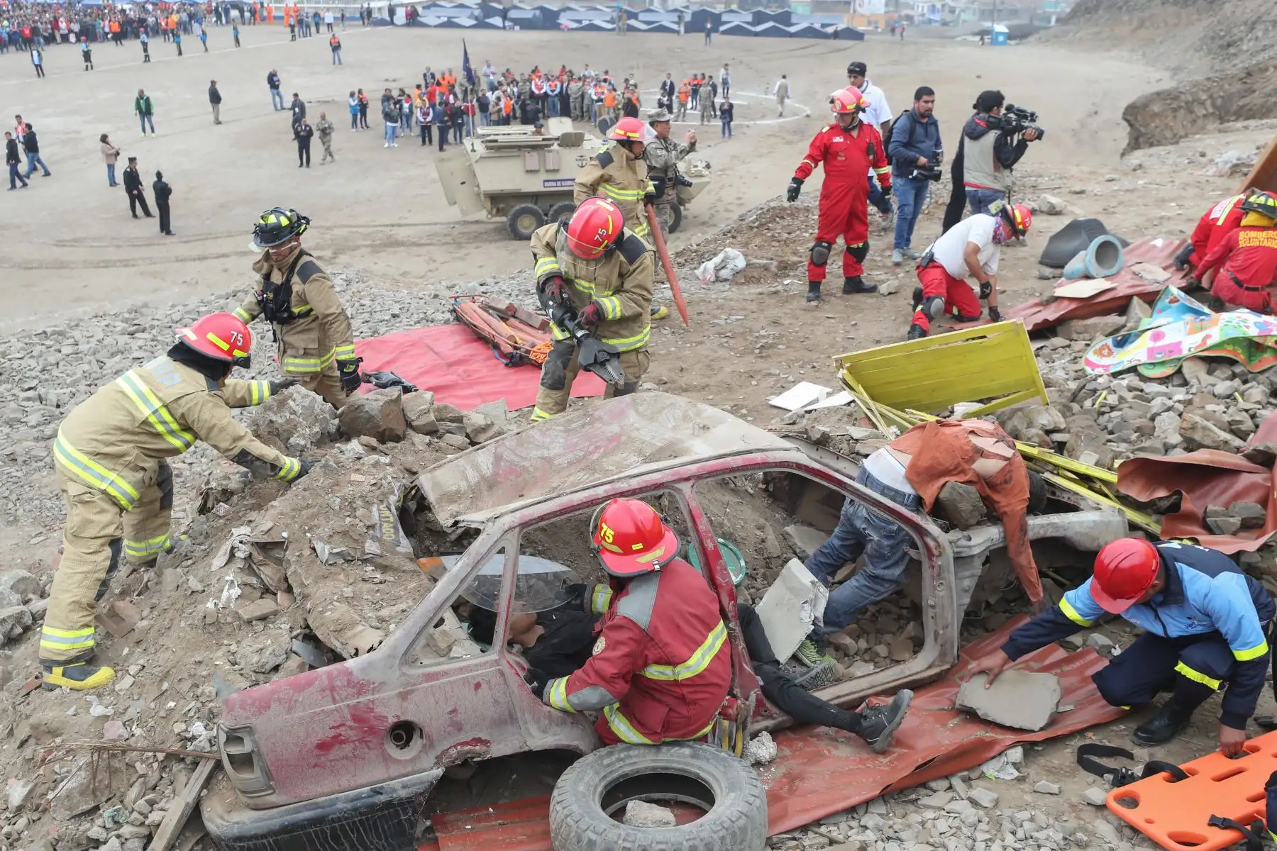 Ministro de Defensa José Huerta participó en simulacro de sismo y tsunami en Ventanilla.Foto:ANDINA/MINDEF