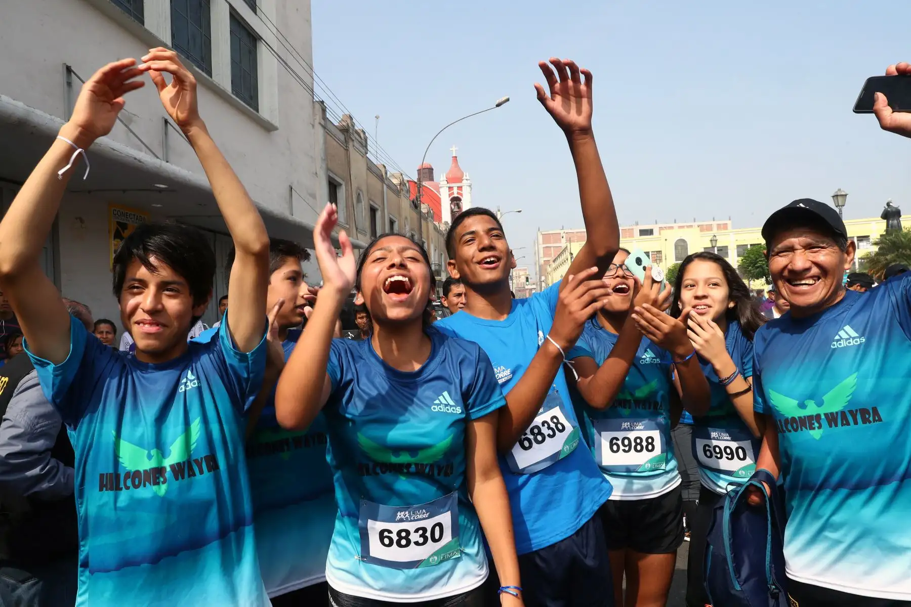 El programa municipal Lima Corre organizo, por primera vez, la carrera 5K en la zona de Barrios Altos para impulsar el deporte de manera descentralizada en la ciudad capital.Foto: ANDINA/Norman Córdova El programa municipal Lima Corre organizo, por primera vez, la carrera 5K en la zona de Barrios Altos para impulsar el deporte de manera descentralizada en la ciudad capital.Foto: ANDINA/Norman Córdova