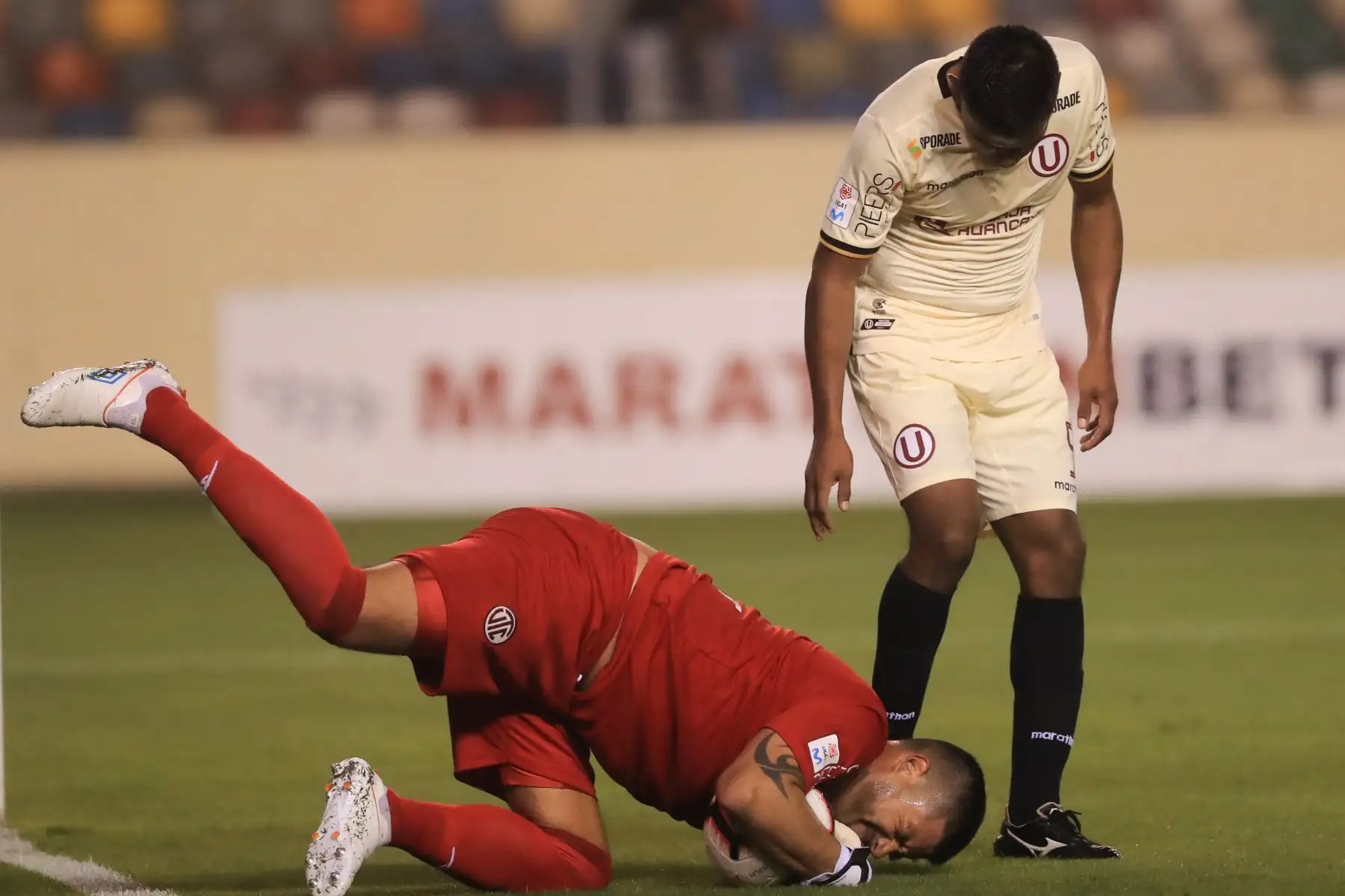 Universitario venció 2-1 a UTC en el Monumental de Ate

Foto: ANDINA/Juan Carlos Guzmán Negrini.