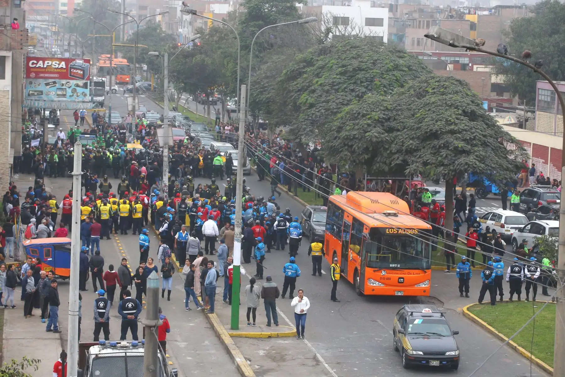 Serenos de San Martín de Porres e Independencia se enfrentan por límites. Foto: ANDINA/ Vidal Tarqui