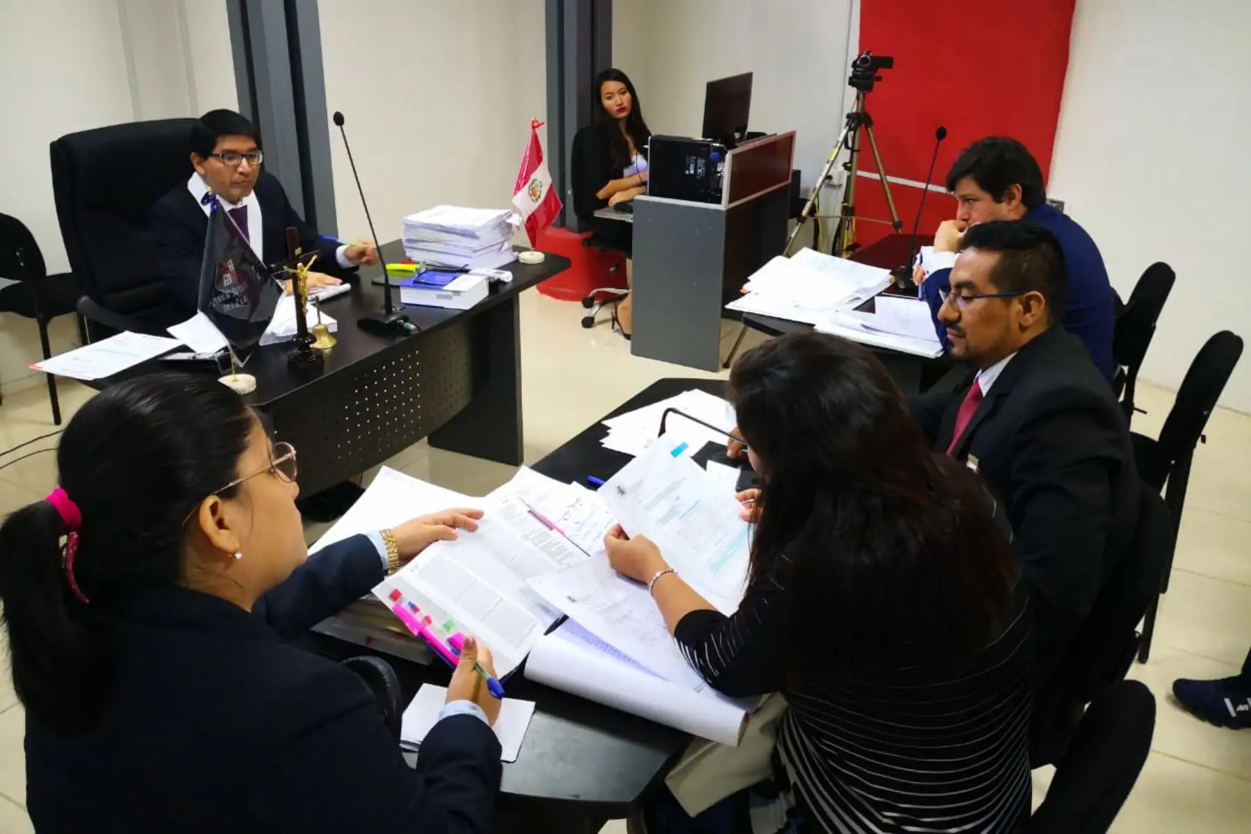 Fiscalía de Tumbes sustenta pedido de prisión preventiva contra César Hinostroza.