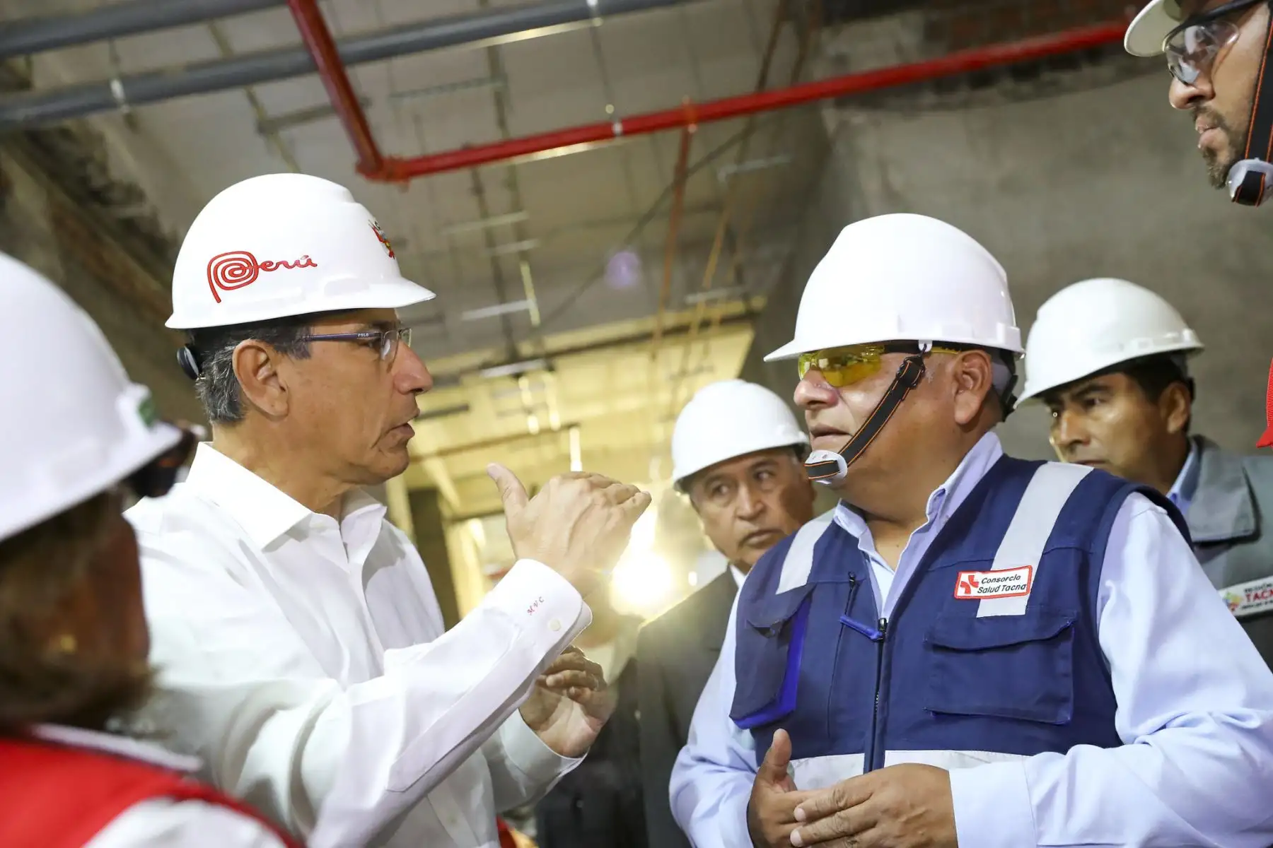 Presidente Vizcarra inspecciona obras de construcción del hospital Hipólito Unanue de Tacna. Foto: ANDINA/ Prensa Presidencia