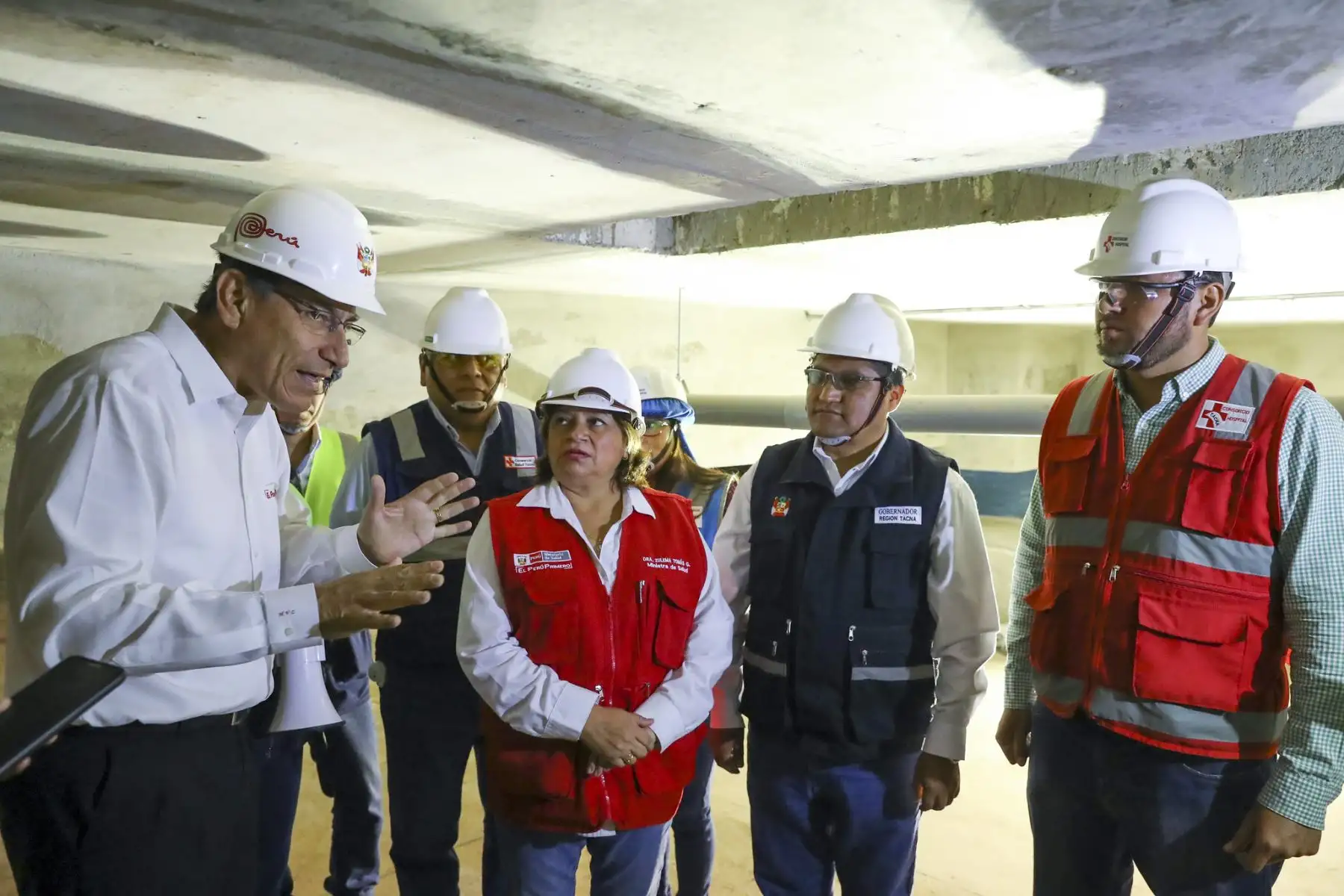 Presidente Vizcarra inspecciona obras de construcción del hospital Hipólito Unanue de Tacna. Foto: ANDINA/ Prensa Presidencia