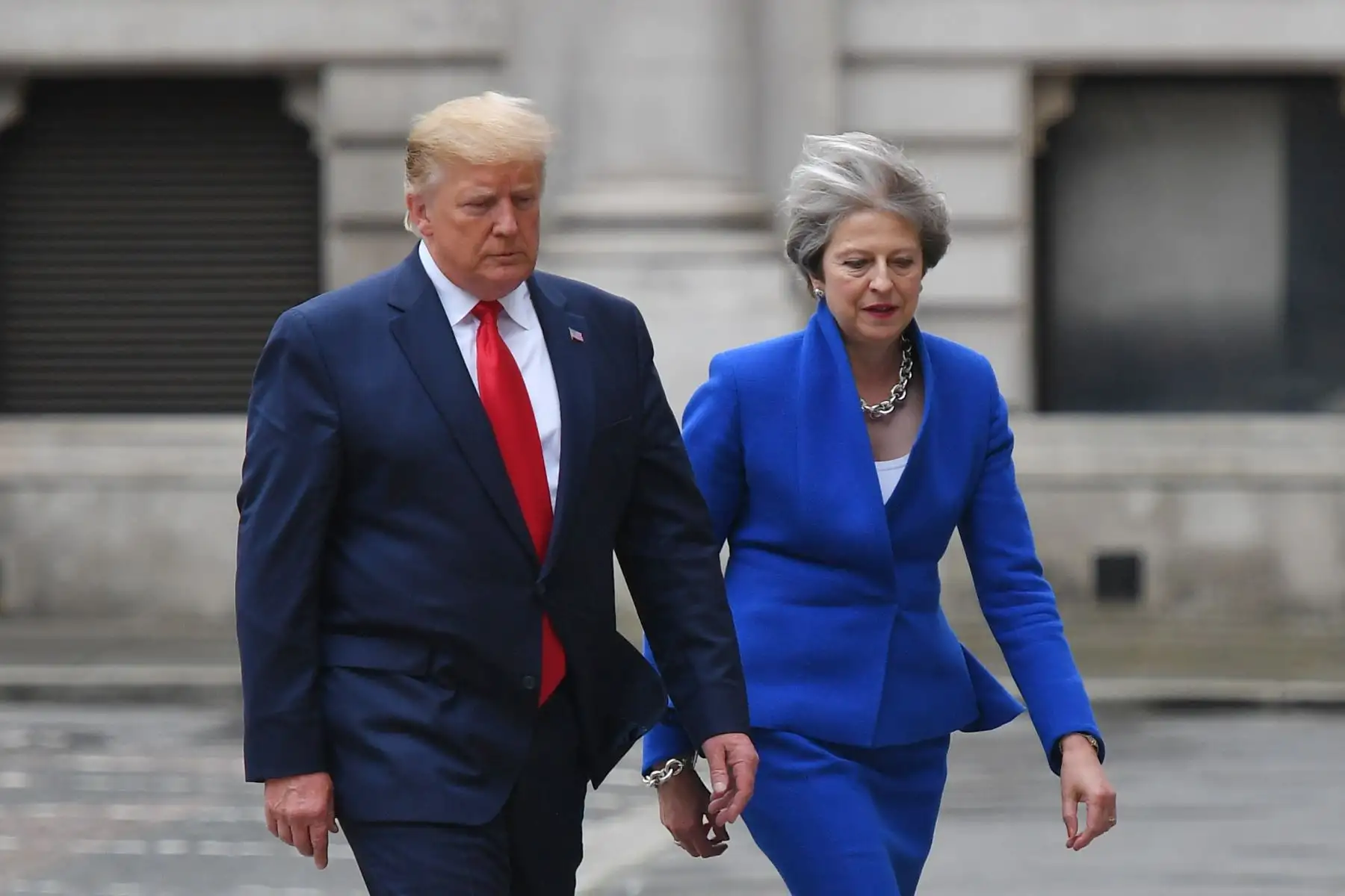 La primera ministra británica, Theresa May, se reúne con el presidente de los Estados Unidos, Donald Trump, en el segundo día de la visita de Estado al Reino Unido. Foto: AFP