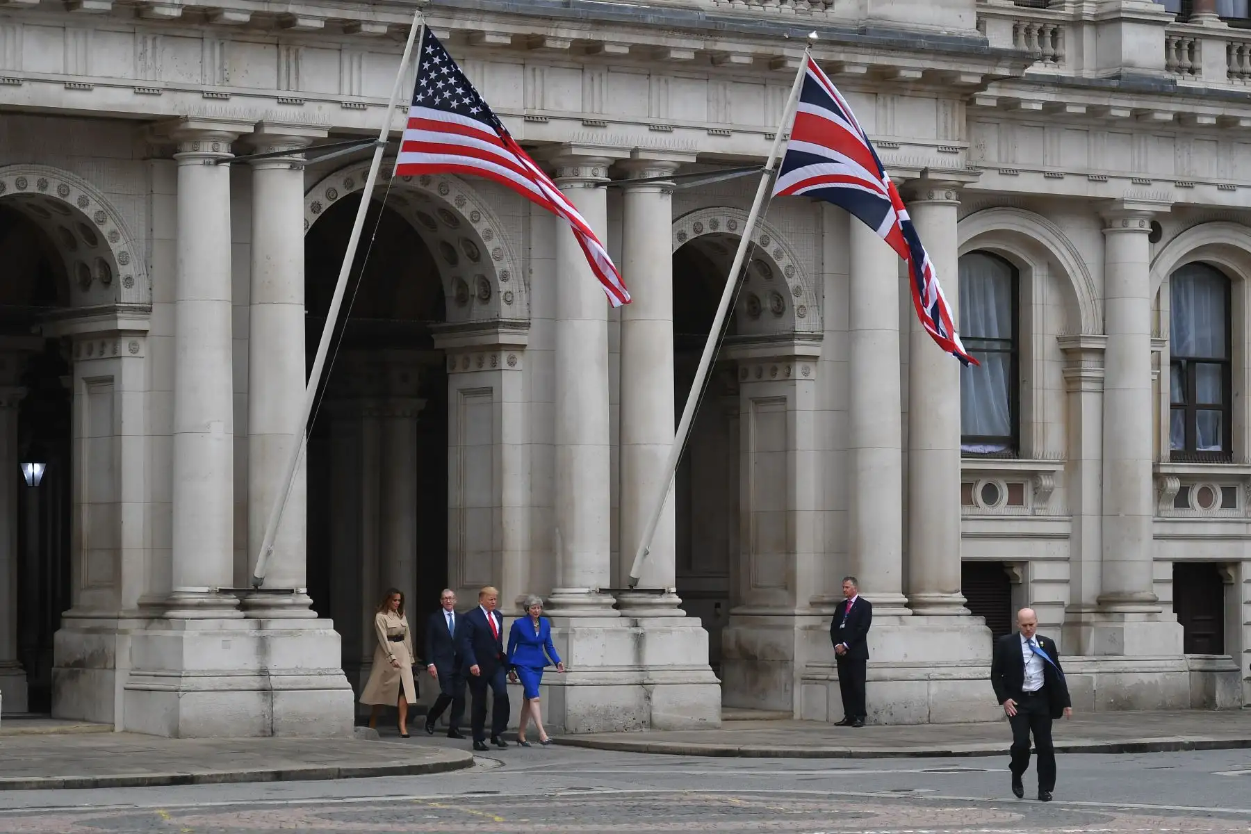 La primera ministra británica, Theresa May, se reúne con el presidente de los Estados Unidos, Donald Trump, en el segundo día de la visita de Estado al Reino Unido. Foto: AFP