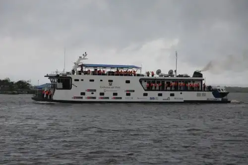 Ocho embarcaciones trasladan servicios del Estado a las comunidades rurales más alejadas de la Amazonía y Puno.