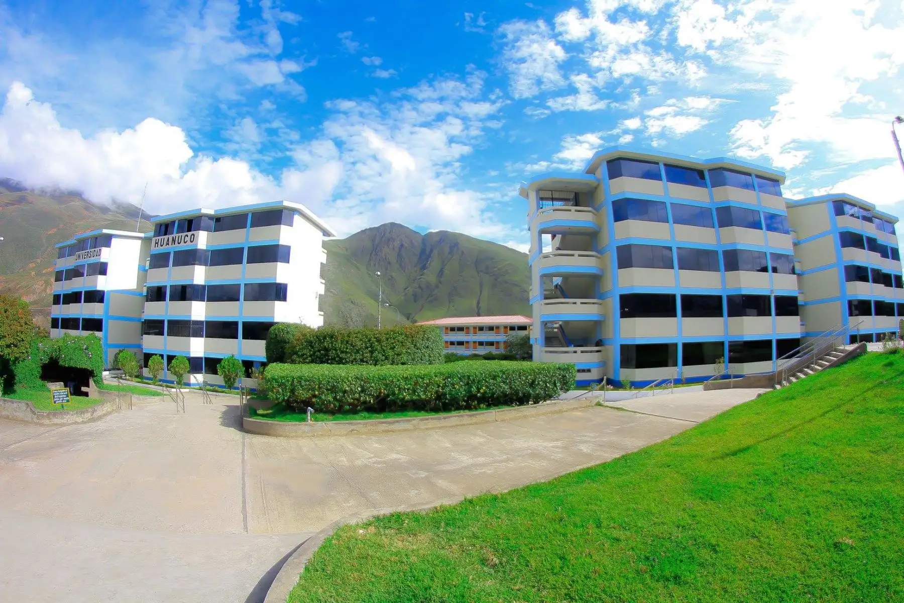Sunedu otorga la licencia institucional a la Universidad de Huánuco. ANDINA/Difusión