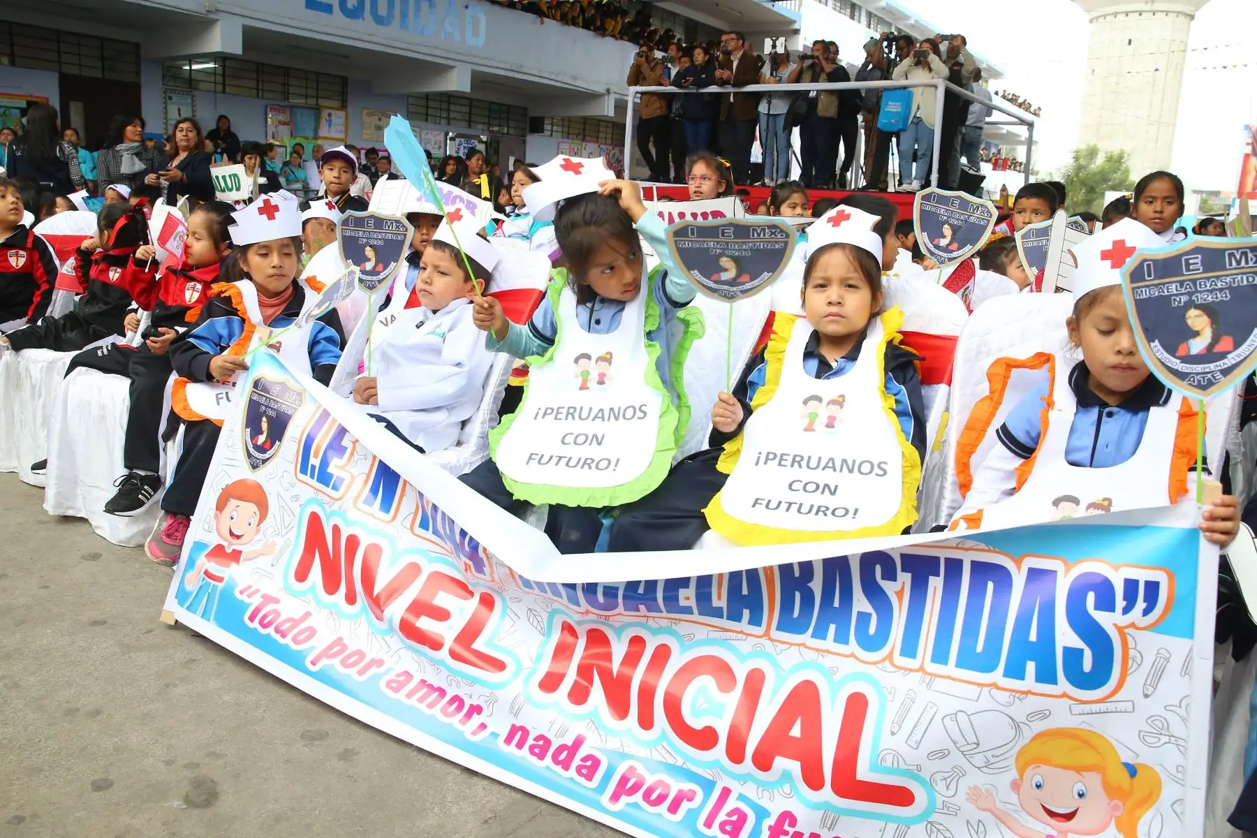 Zulema Tomás Gonzáles ministra de Salud y Gloria Montenegro, Ministra de la Mujer y poblaciones Vulnerables, Asisten al  Lanzamiento de la Vacunación Nacional contra el sarampión, y polio Perú 2019. Foto: ANDINA/Vidal Tarqui