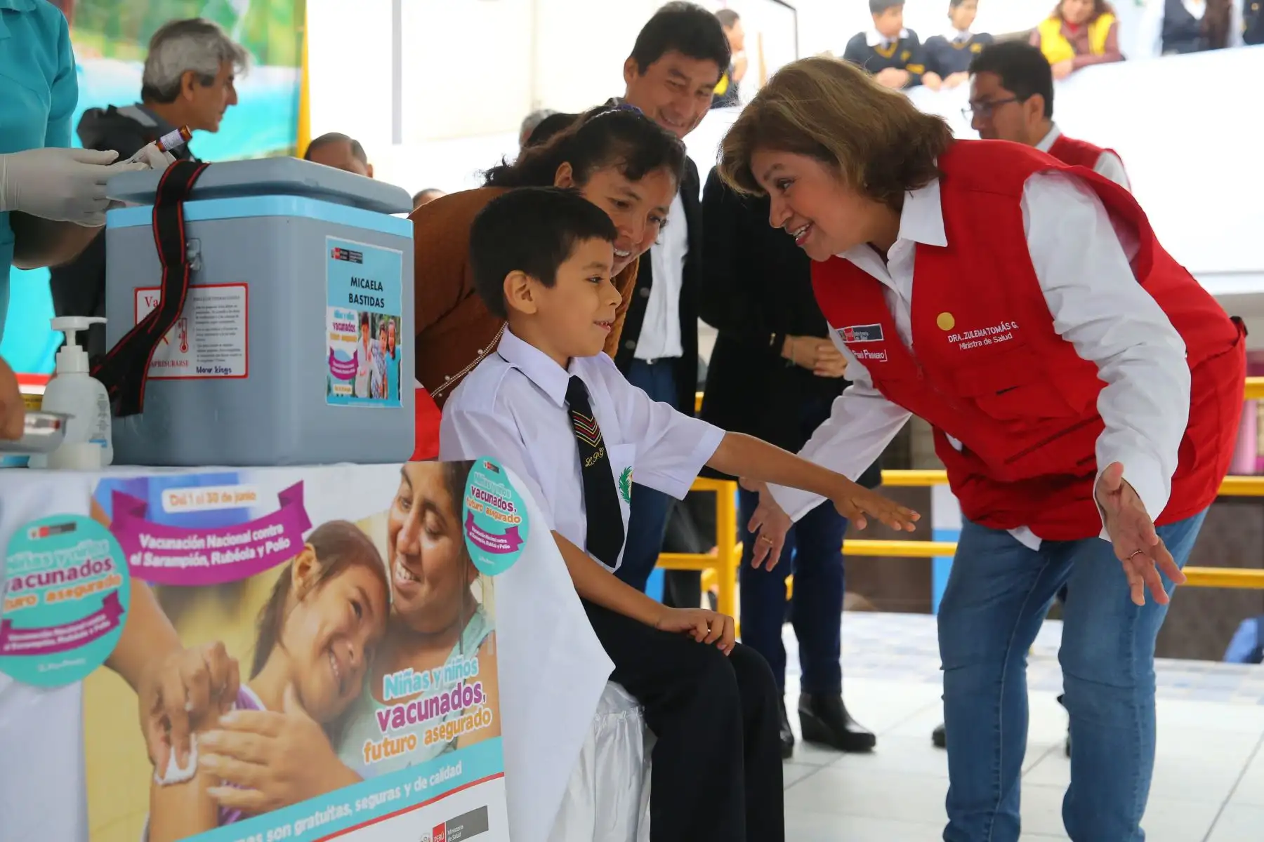Zulema Tomás Gonzáles ministra de Salud y Gloria Montenegro, Ministra de la Mujer y poblaciones Vulnerables, Asisten al  Lanzamiento de la Vacunación Nacional contra el sarampión, y polio Perú 2019. Foto: ANDINA/Vidal Tarqui