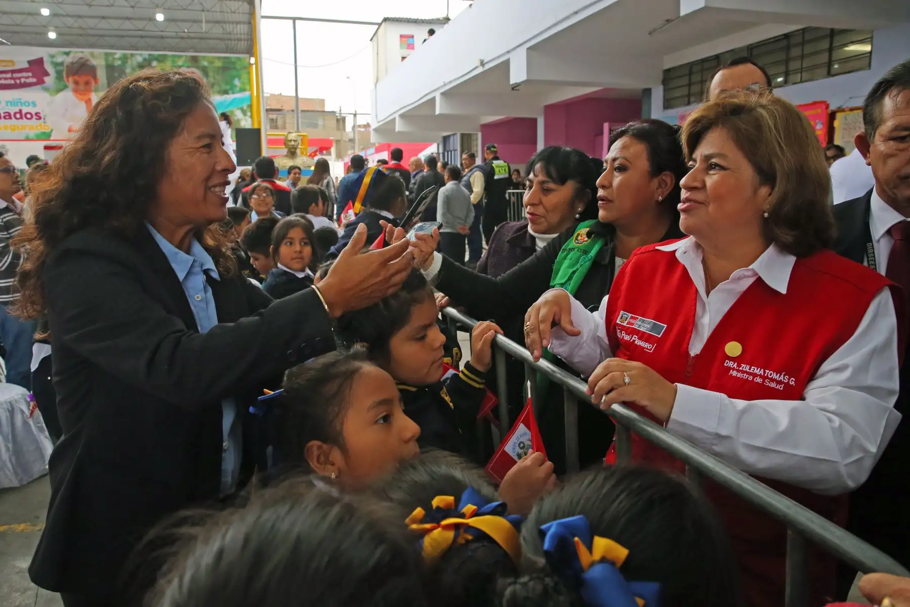 Zulema Tomás Gonzáles ministra de Salud y Gloria Montenegro, Ministra de la Mujer y poblaciones Vulnerables, Asisten al  Lanzamiento de la Vacunación Nacional contra el sarampión, y polio Perú 2019. Foto: ANDINA/Vidal Tarqui