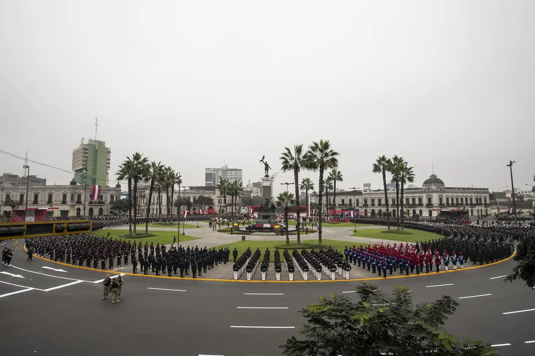 Jefe de Estado, Martín Vizcarra, preside ceremonia por el 139 Aniversario de la Batalla de Arica y Renovación del Juramento de Fidelidad a la Bandera. Foto: ANDINA/Prensa Presidencia