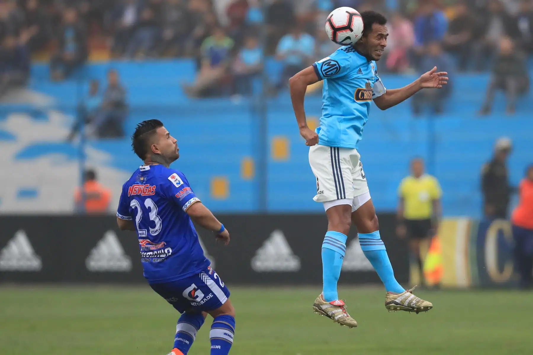 Sporting Cristal derrotó al Binacional por tres tantos a uno.

Foto: ANDINA/Juan Carlos Guzmán Negrini.