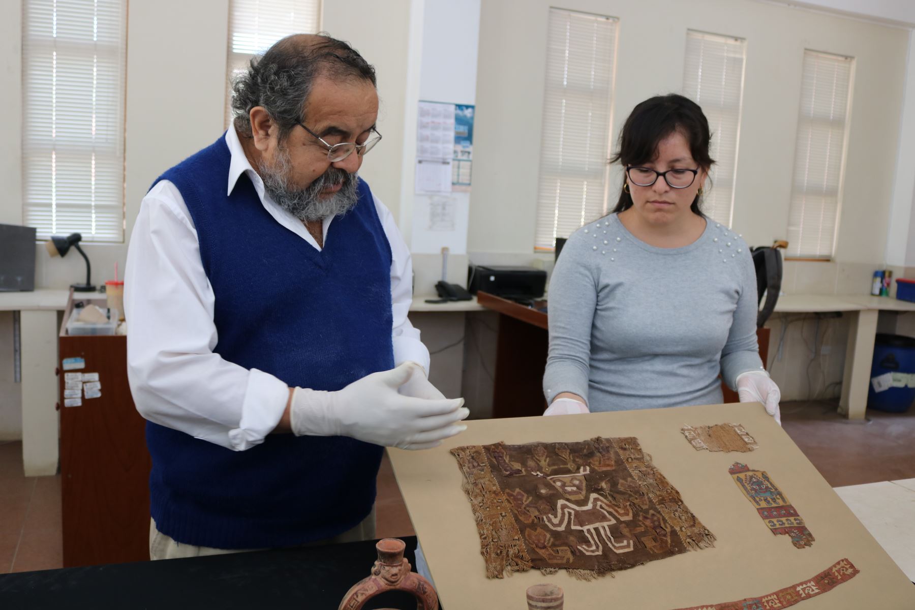 El director del Museo Tumbas Reales de Sipán, Walter Alva, informó que 346 piezas arqueológicas recuperadas en las investigaciones del último quinquenio serán exhibidas en el Museo de la Nación.