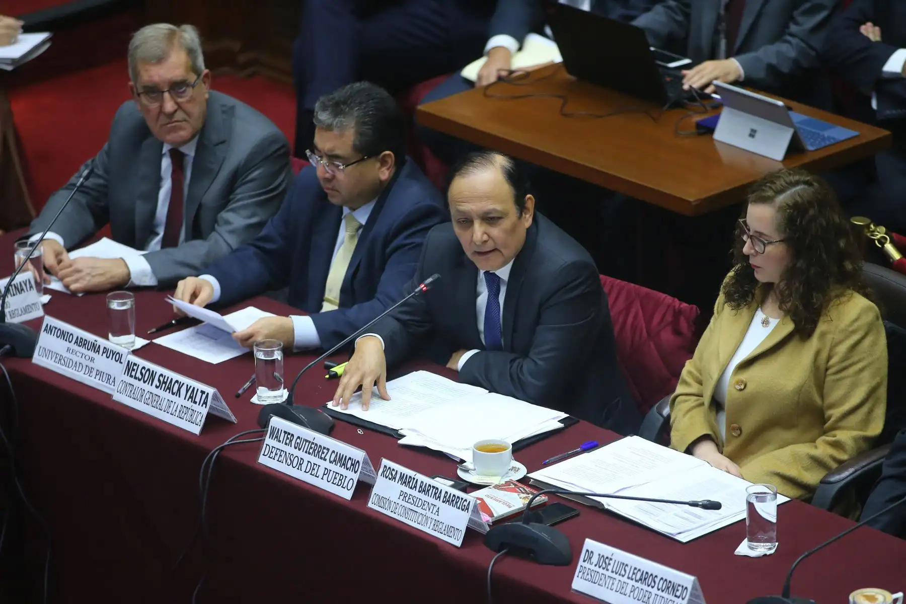 La Comisión Especial para elegir a los miembros de la Junta Nacional de Justicia (JNJ) se presenta ante la Comisión de Constitución del Congreso a fin de informar los avances de su trabajo. Foto: ANDINA/Vidal Tarqui