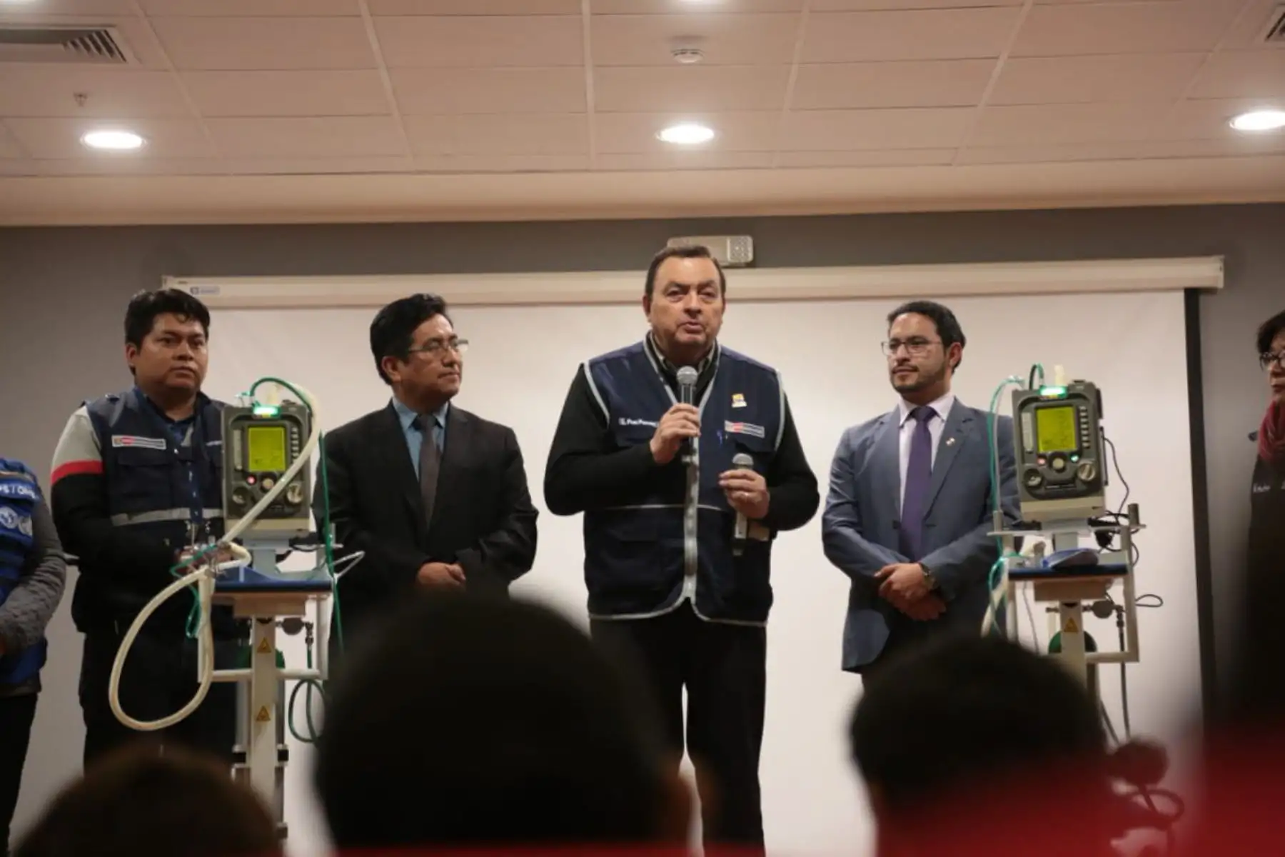 Especialistas del Ministerio de Salud refuerzan acciones contra el síndrome de Guillain-Barré en la región Junín. Foto: ANDINA/Difusión.
