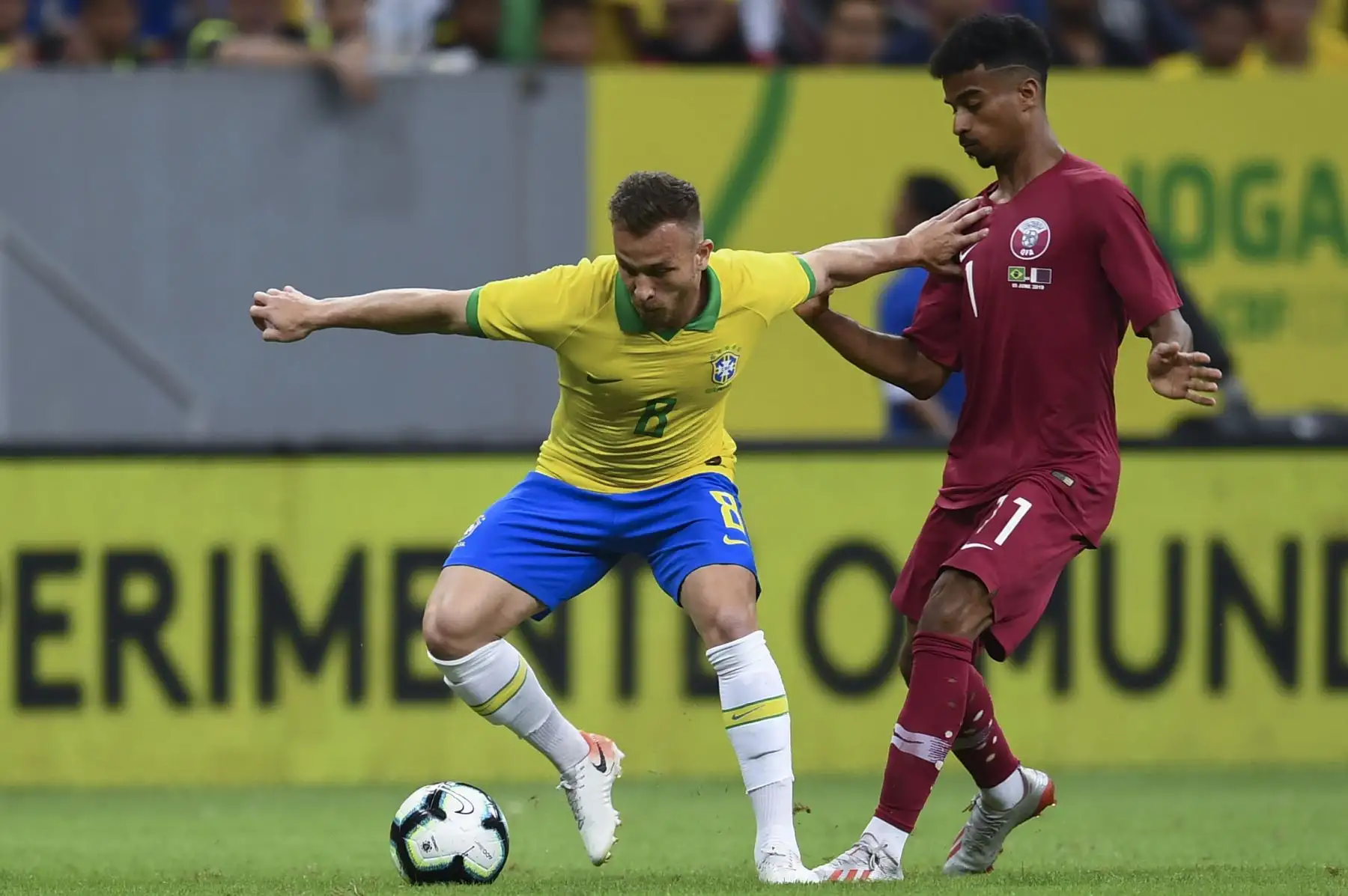 Arthur Melo (Arthur Henrique Ramos de Oliveira Melo)
Valor: US$ 68 millones; País: Brasil; Posición: Medio centro; Club: Napoli (ITA); 
Nacimiento: 8 de enero de 1991; Edad: 28 años; Partidos con su selección: 3; Goles: 0