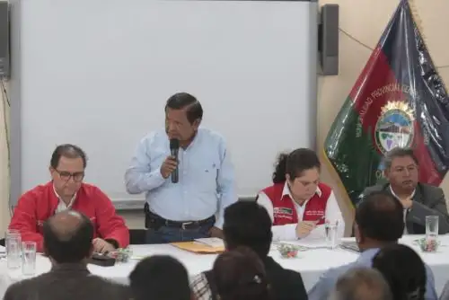 Moquegua: gobernador regional de Moquegua, Zenón Cuevas, se reúne con ministros del Ambiente y de Energía y Minas para coordinar una solución integral a contaminación de río Coralaque.