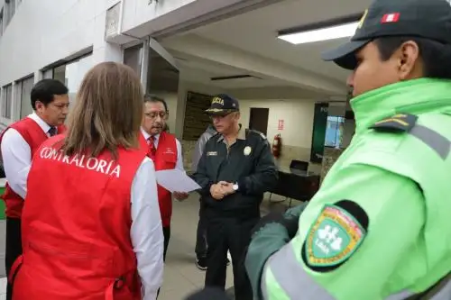 Contraloría inicia operativo para verificar servicios en 620 comisarías y servicios de serenazgo de 463 municipalidades. ANDINA/Difusión