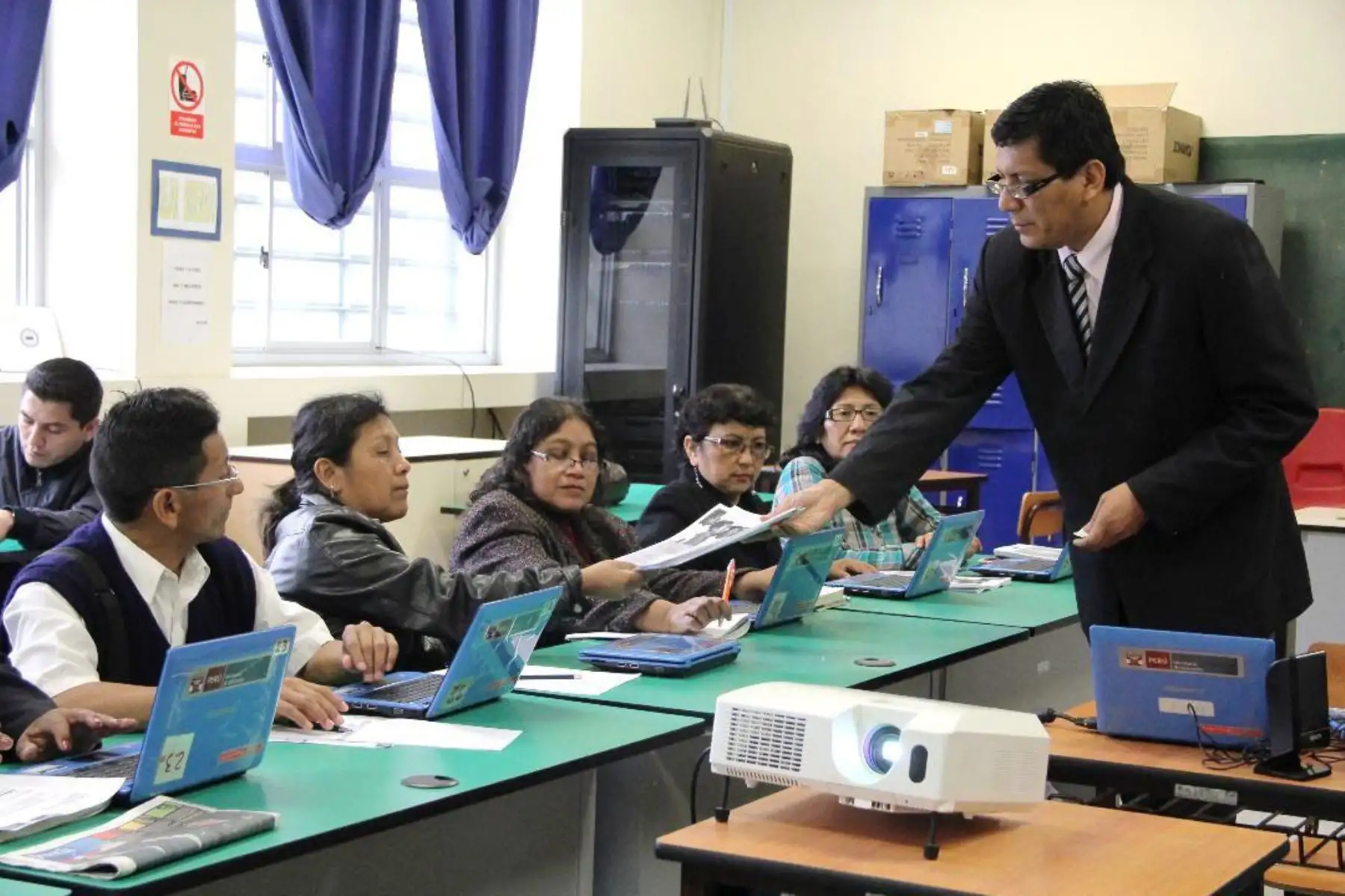 Minedu: 23,000 maestros de secundaria serán capacitados. Foto: ANDINA/Minedu.