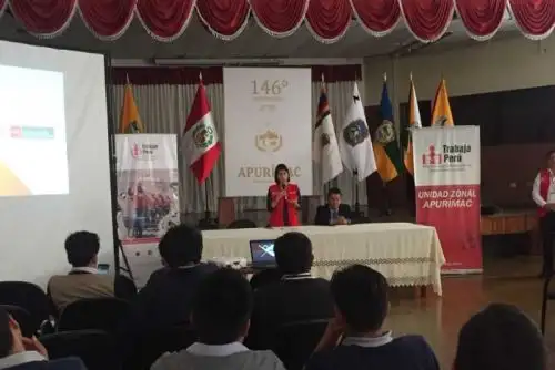 El Ministerio de Trabajo y Promoción del Empleo (MTPE), a través del programa Trabaja Perú, desarrollará 296 proyectos priorizados en todo el país, los cuales generarán más de 17,000 empleos temporales en beneficio de las poblaciones más vulnerables y con una inversión que supera los S/ 67 millones en 20 regiones del país.