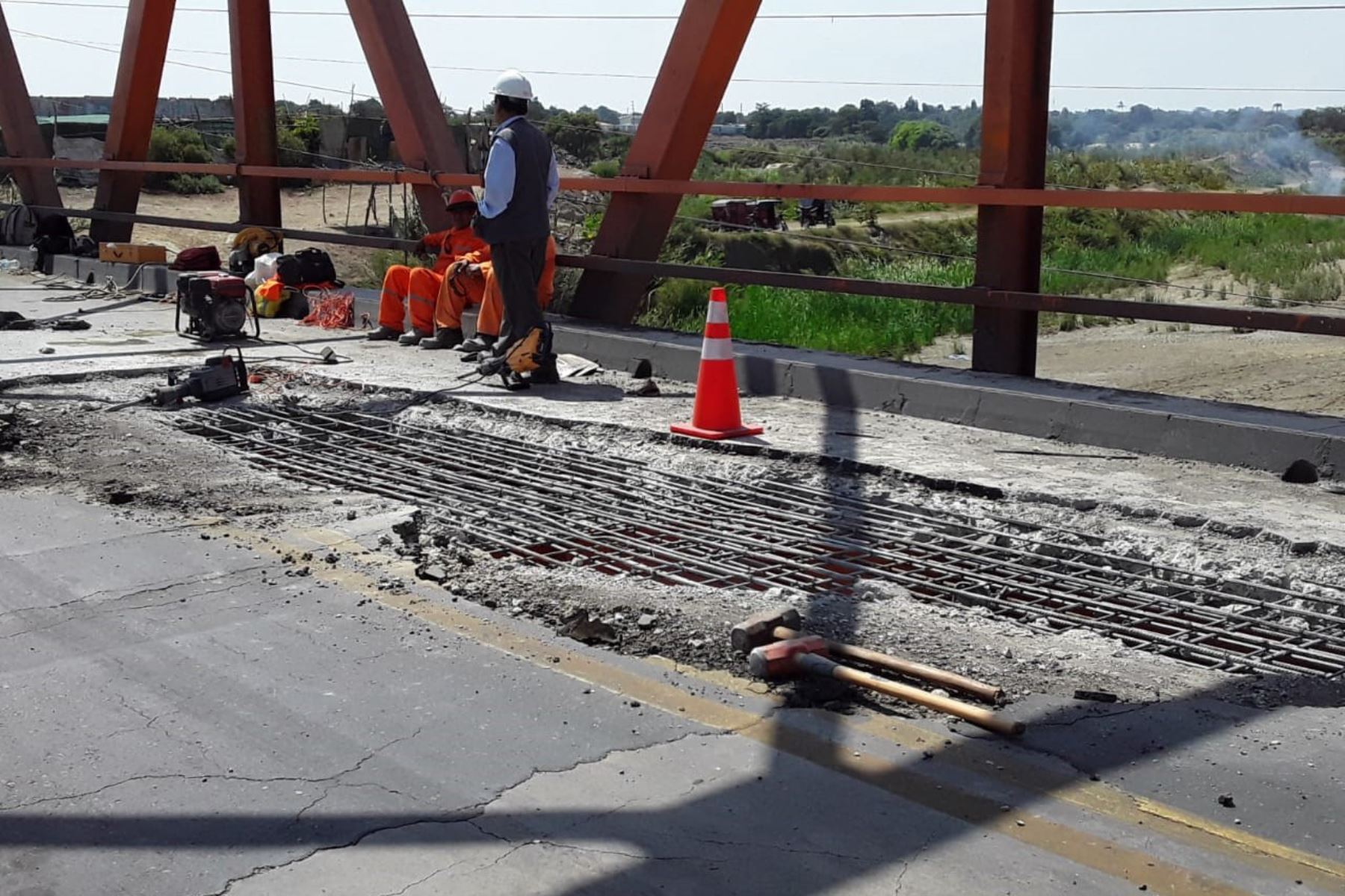 MTC cierra el pase vehicular en el puente Reque por obras de mantenimiento. ANDINA/Difusión