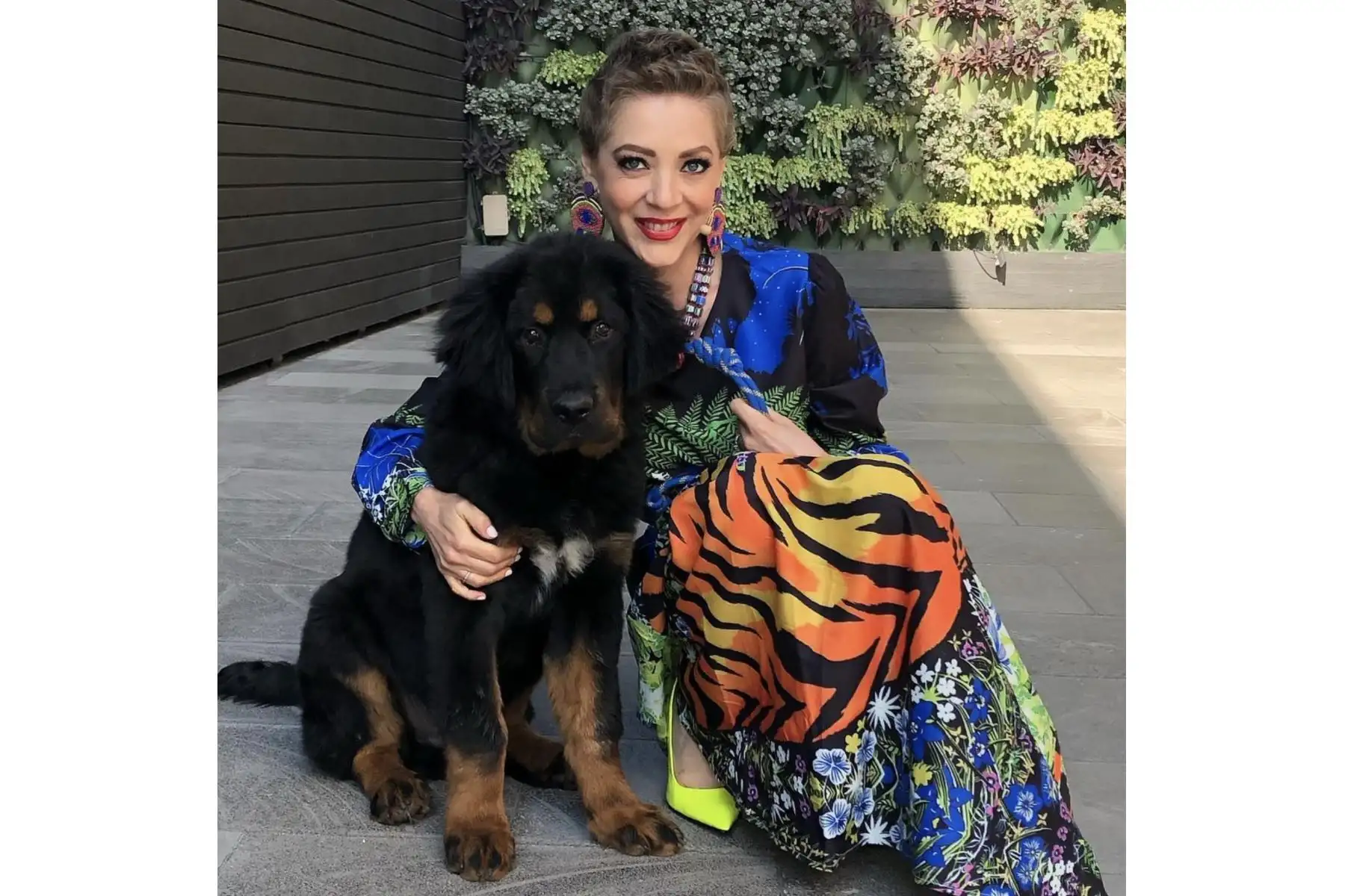 La blonda figura deja en la orfandad a su hija Constanza, de apenas 14 años de edad. Ella siempre fue muy reservada de su intimidad y por ello poco se conoce sobre lo que sucederá con su legado. Edith González. Foto: Instagram