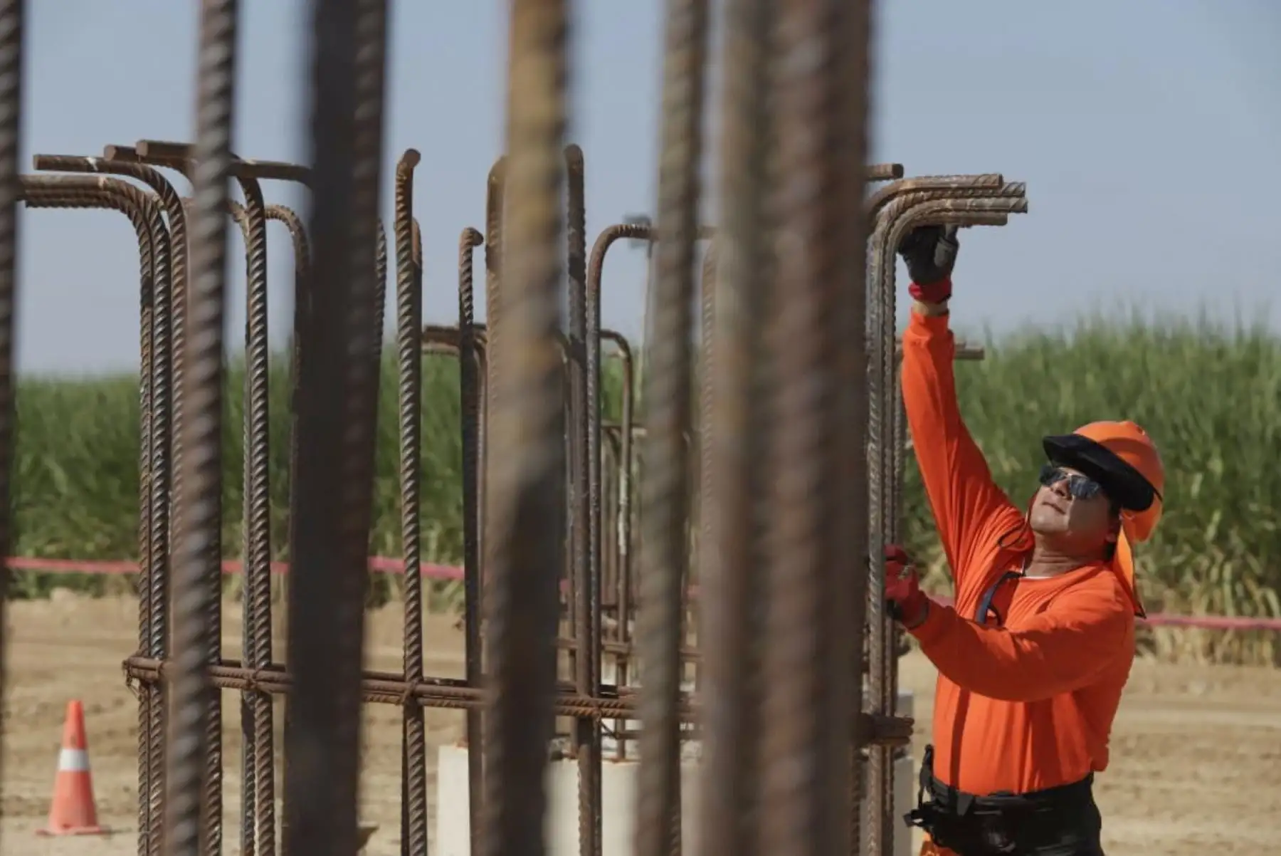 Presidente Vizcarra inspecciona las obras del Puente Peña y el Puente Pichicaco en la región Piura. Foto: ANDINA/ Prensa Presidencia