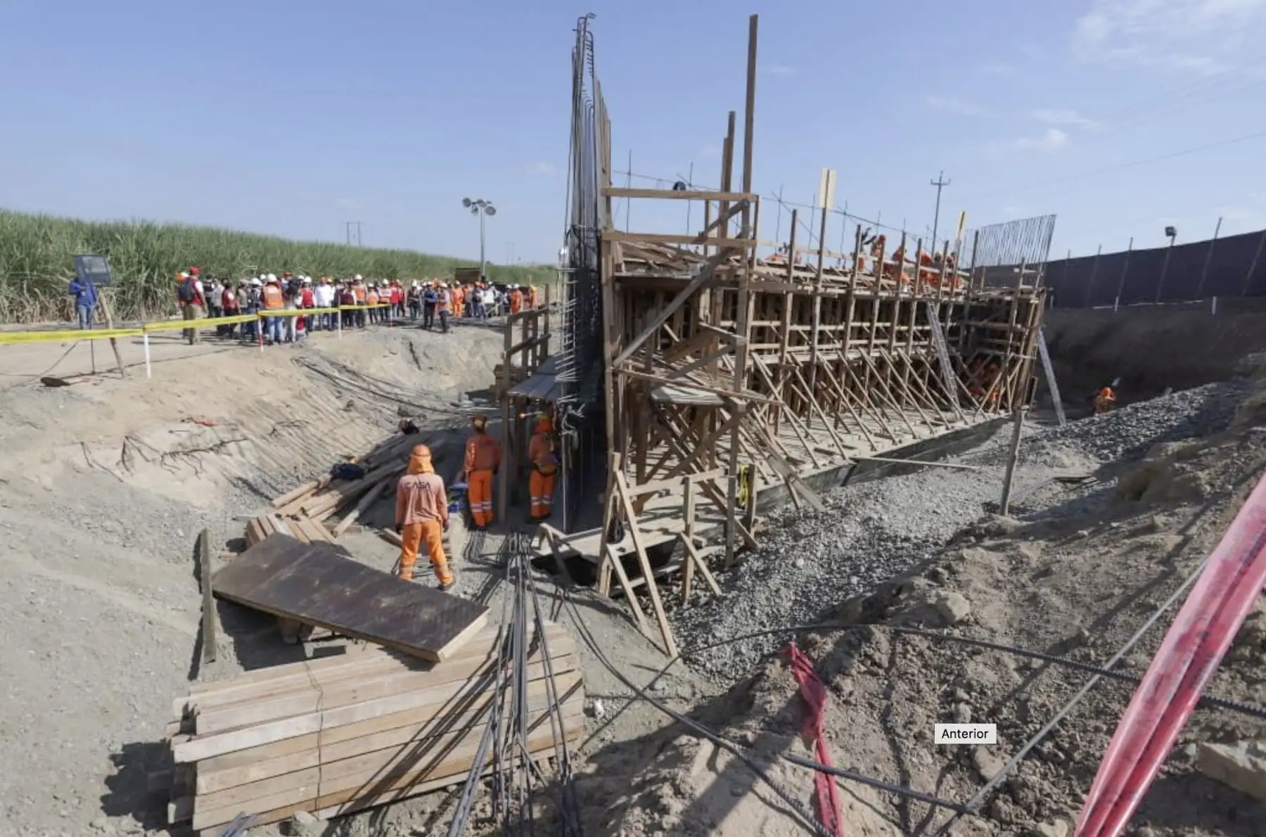 Presidente Vizcarra inspecciona las obras del Puente Peña y el Puente Pichicaco en la región Piura. Foto: ANDINA/ Prensa Presidencia