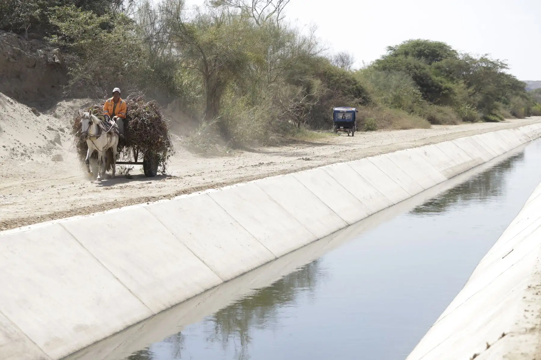 Presidente  Martin Vizcarra realizó visita a la obra de rehabilitación del servicio de agua; para riego del canal El Arenal en Paita (Piura).Foto: ANDINA/Prensa Presidencia