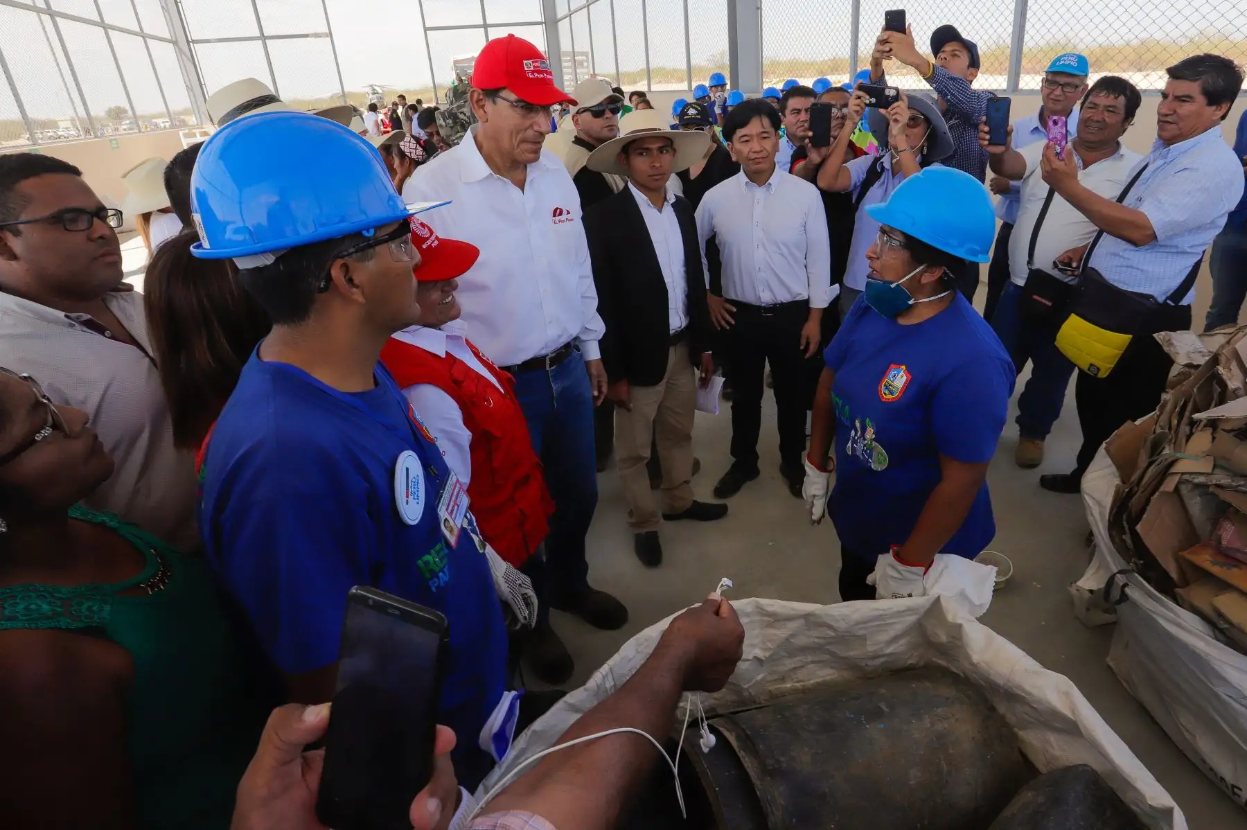 Presidente Martin Vizcarra entregó la Planta de Valorización y Relleno Sanitario de Sullana. Foto: ANDINA/Prensa Presidencia