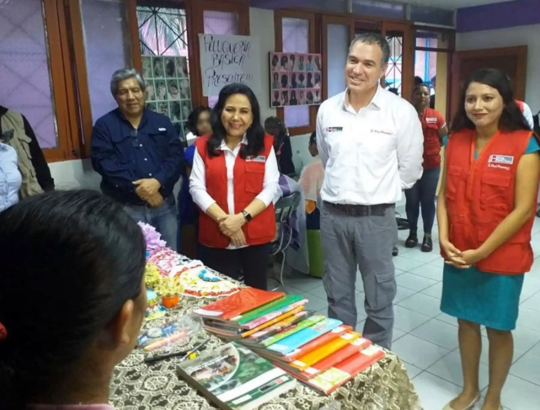 Jefe de gabinete, Salvador del Solar, y ministra de la Mujer, Gloria Montenegro, realizaron visita de trabajo en Iquitos.