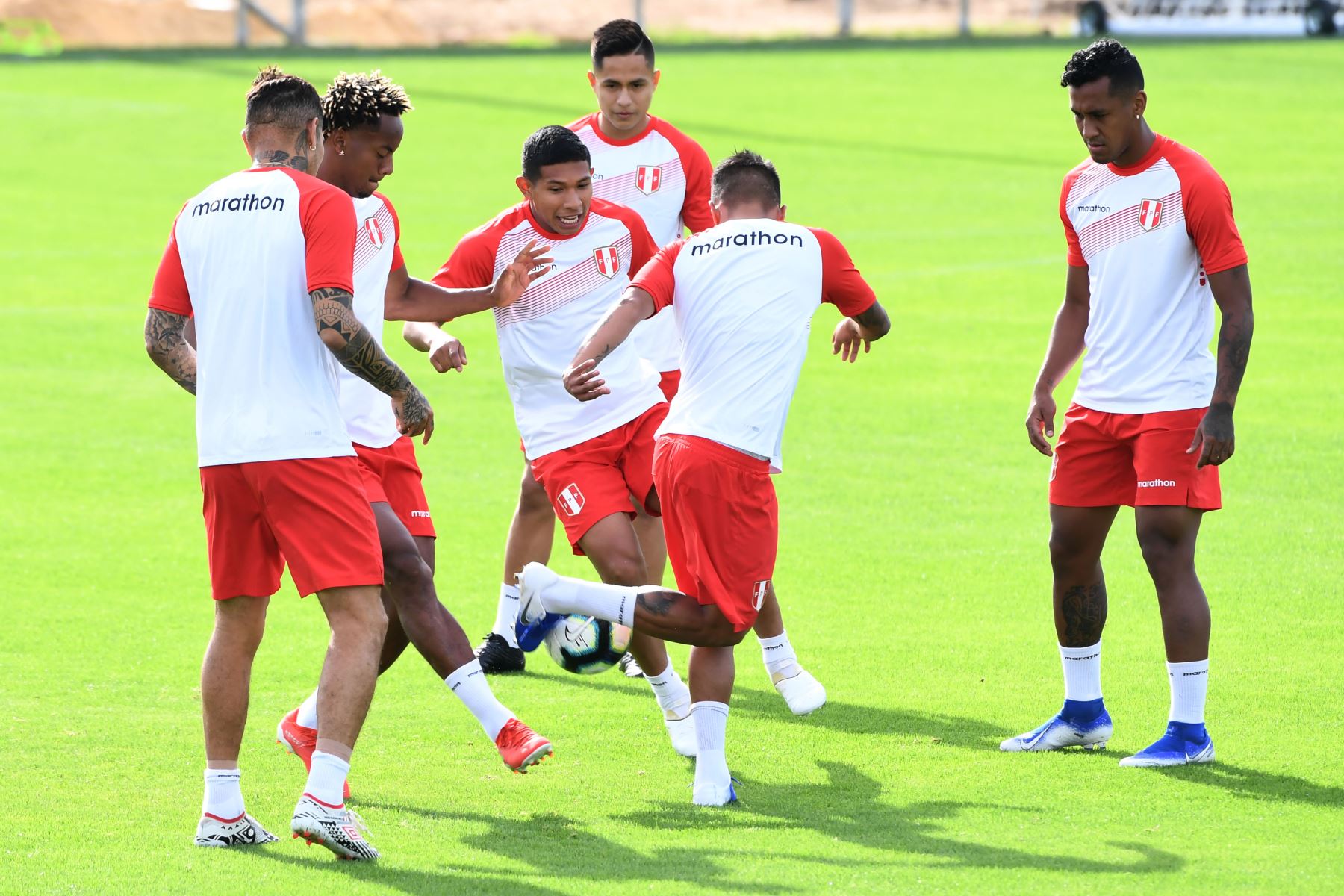 Entrenamiento de la Selección Peruana en Porto Alegre, Brasil. Foto: AFP
