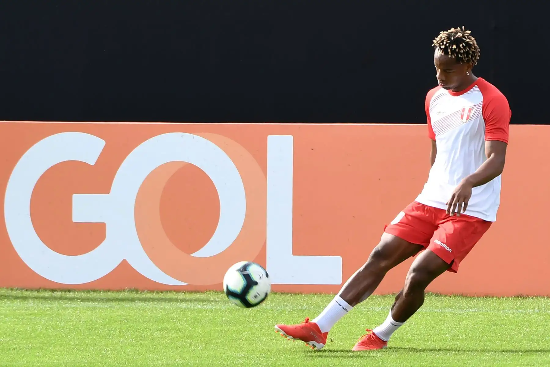 Entrenamiento de la Selección Peruana en Porto Alegre, Brasil. Foto: AFP