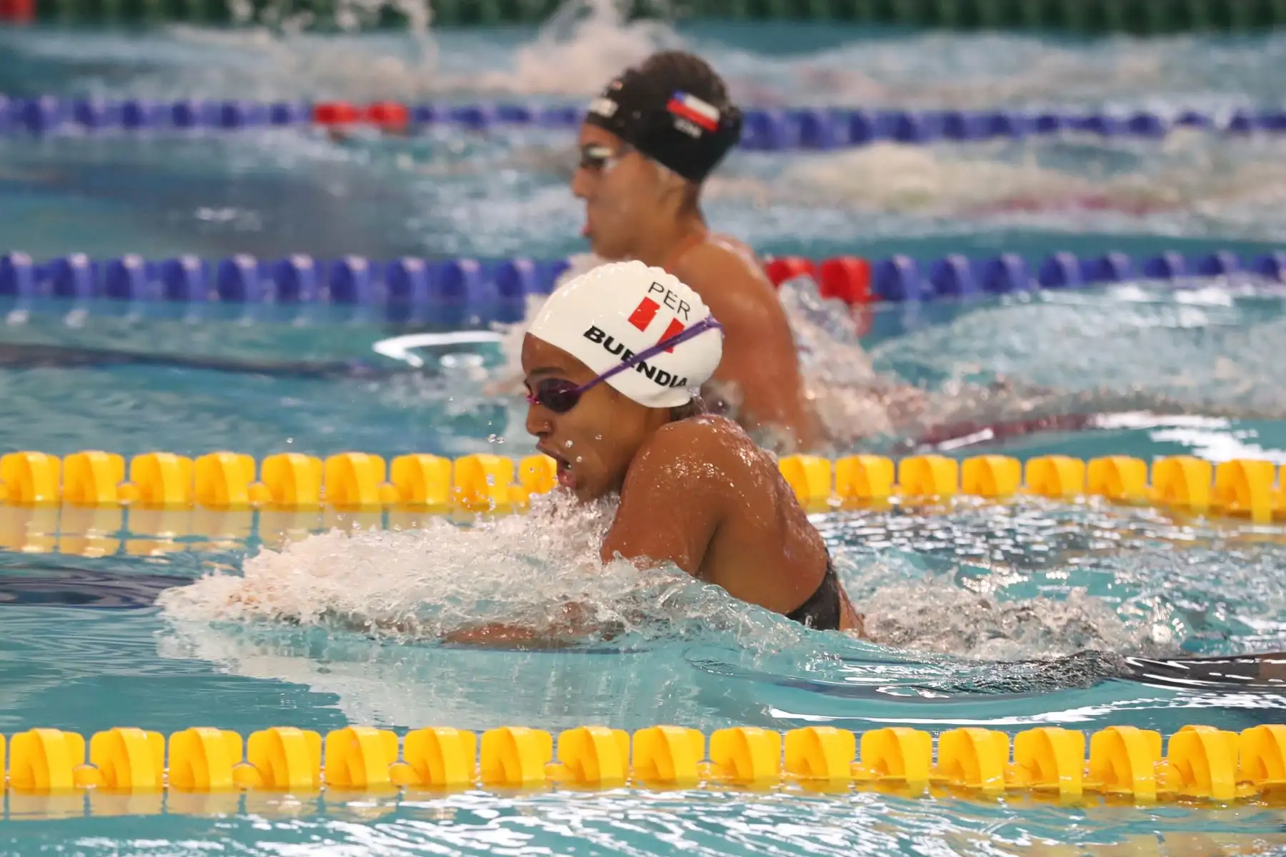 Adriana Buendia de Perú participa en la carrera de 200m pecho en el Torneo Copa Pacífico de Natación 2019. Foto: ANDINA/Melina Mejía