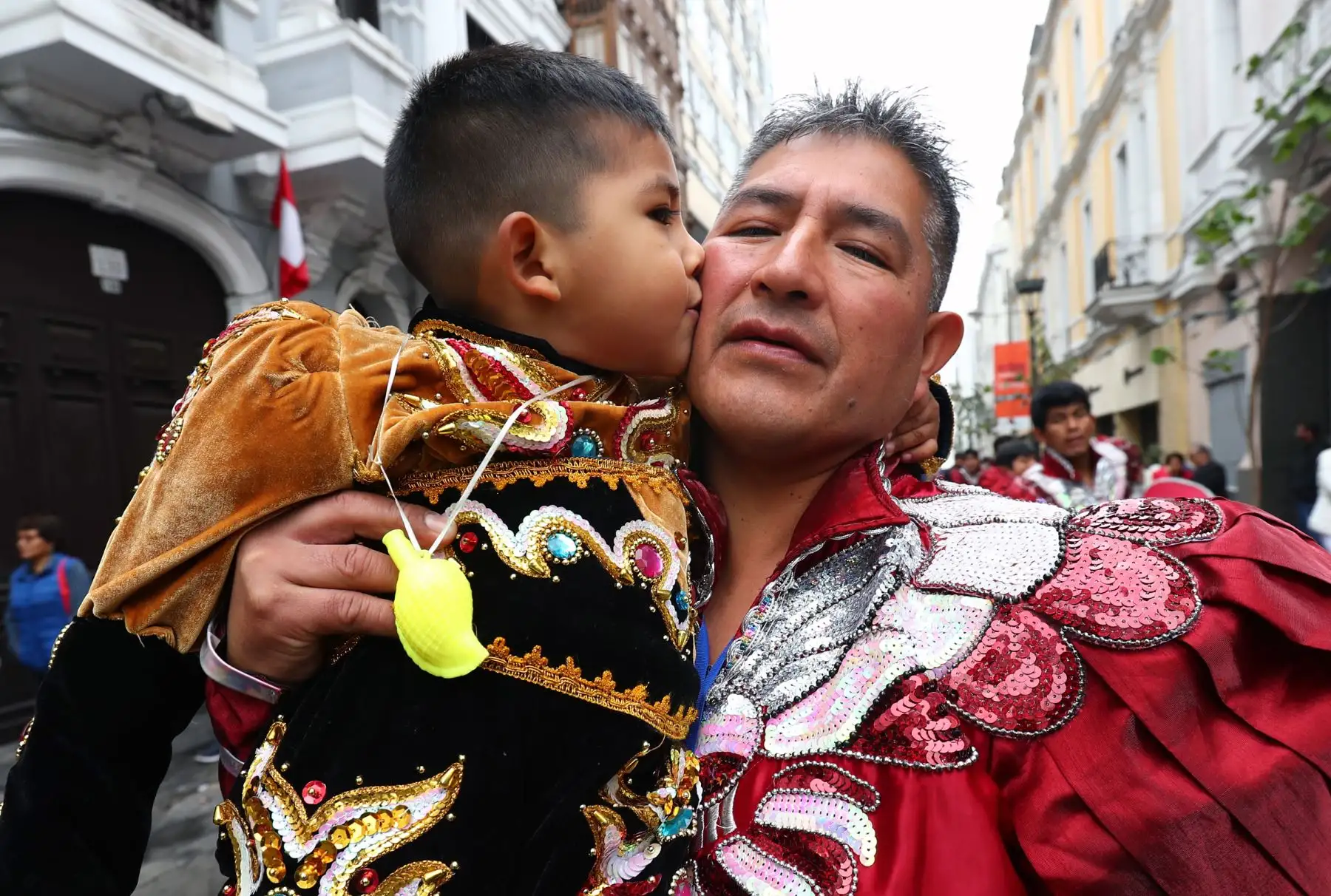Limeños celebran el Día del Padre.
Foto: ANDINA/Norman Córdova